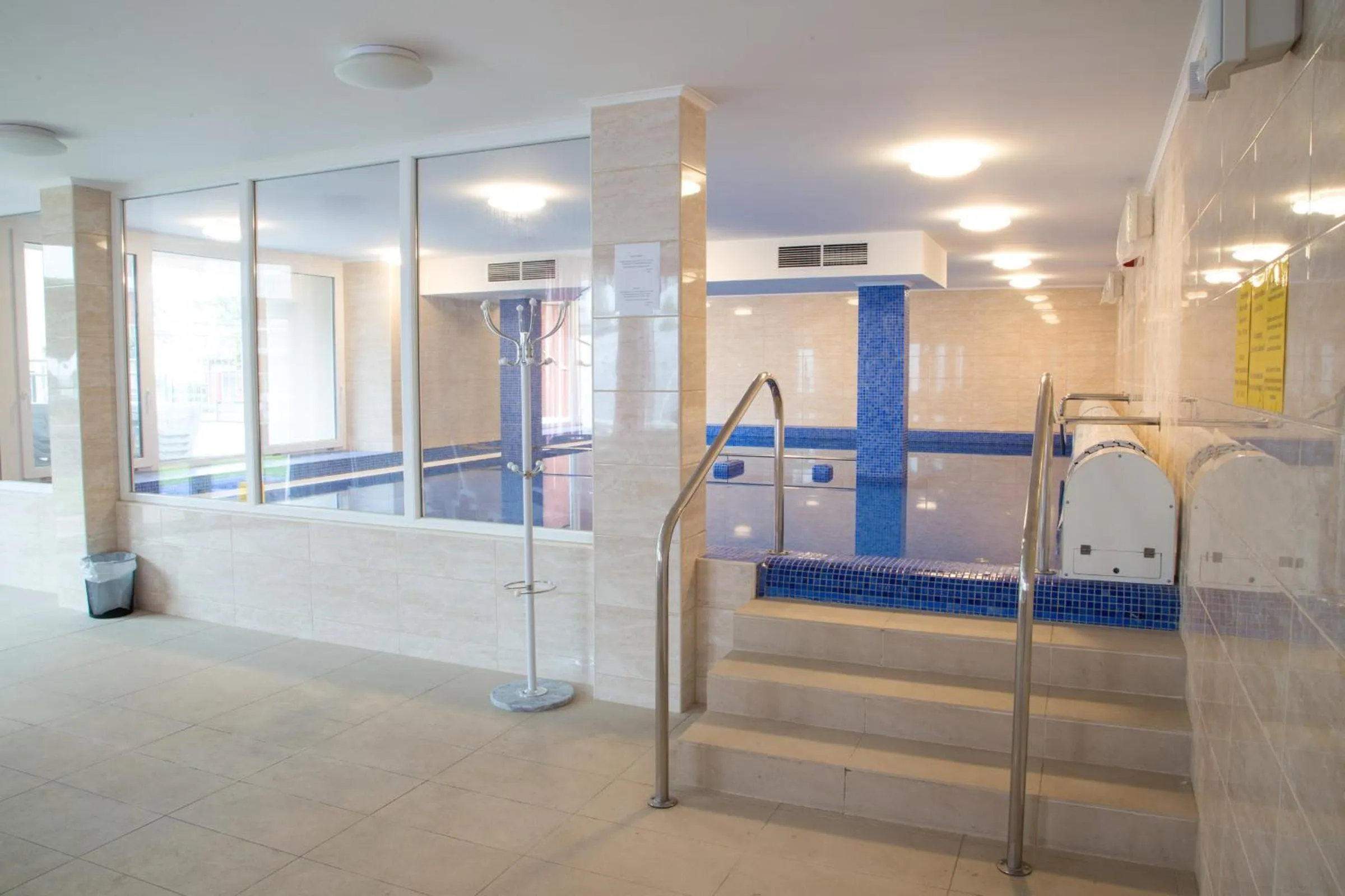 Hot Tub in Luxury Apartment Hotel Siófok