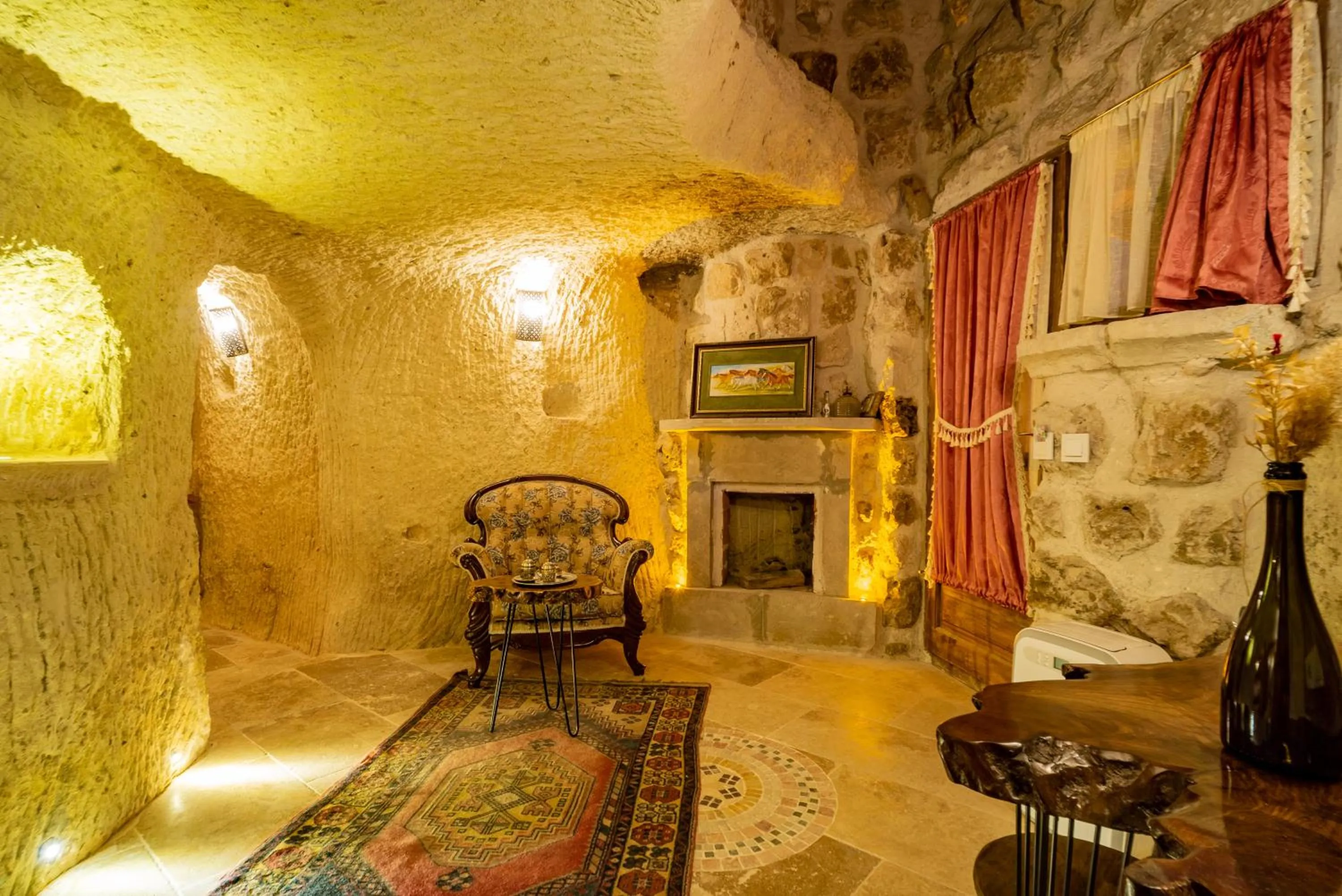 Living room in Atilla's Cave Hotel