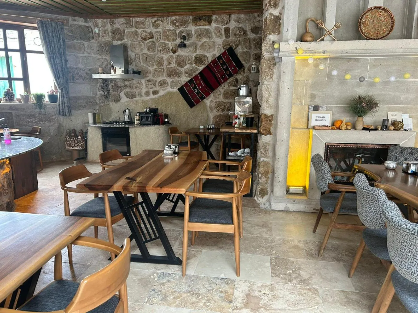 Restaurant/places to eat in Atilla's Cave Hotel