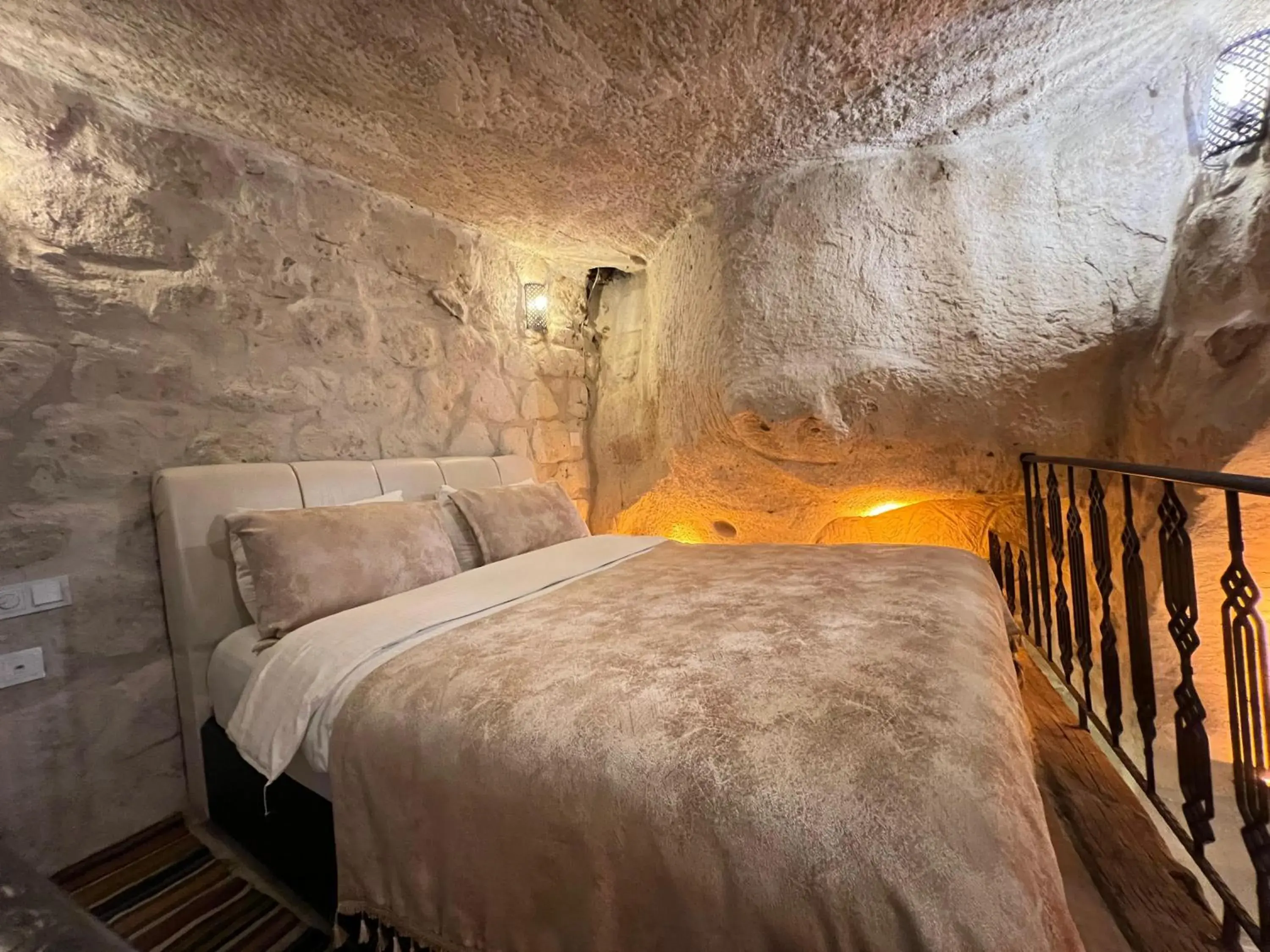 Bed in Atilla's Cave Hotel Bed in Atilla's Cave Hotel