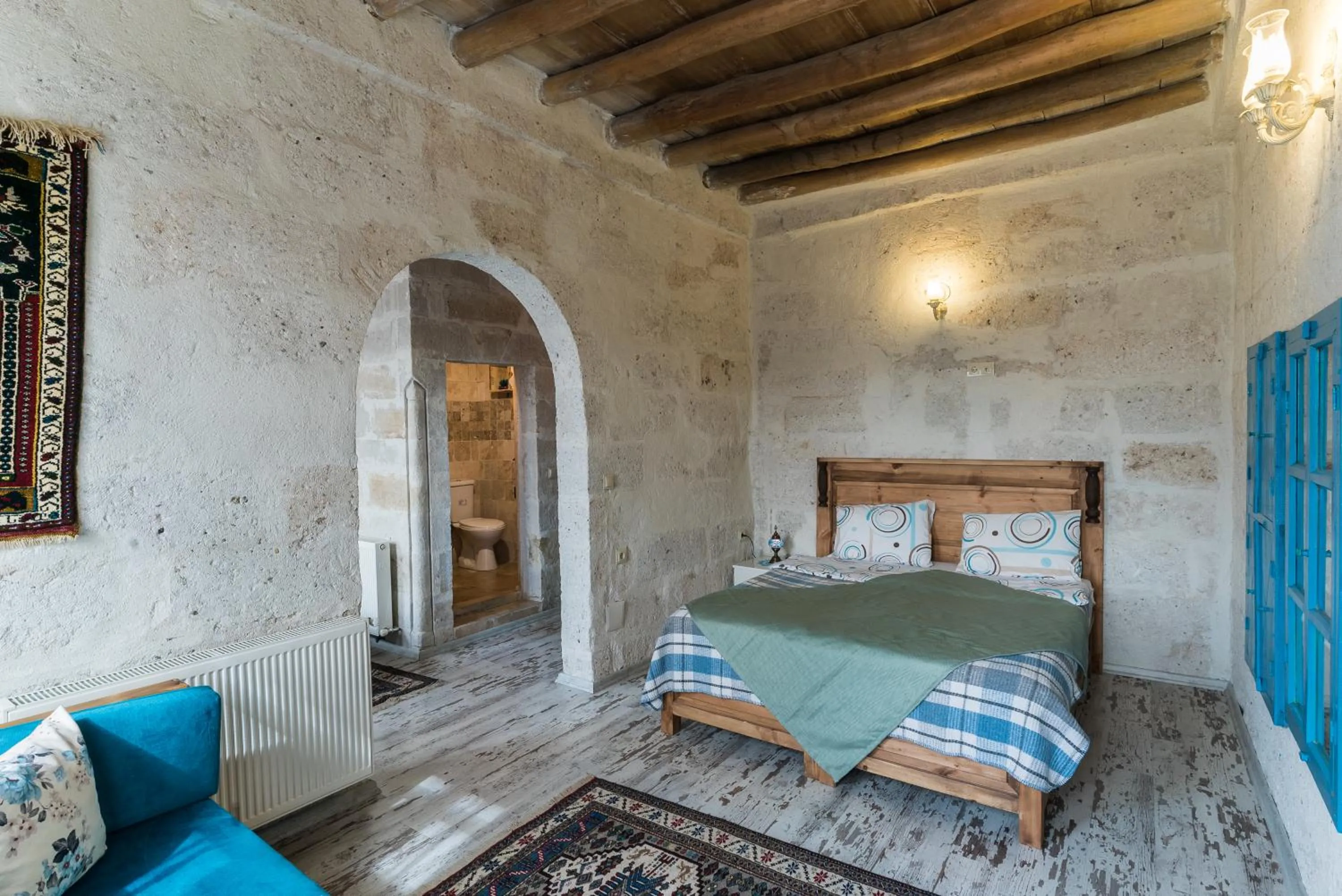 bunk bed, Bed in Atilla's Cave Hotel