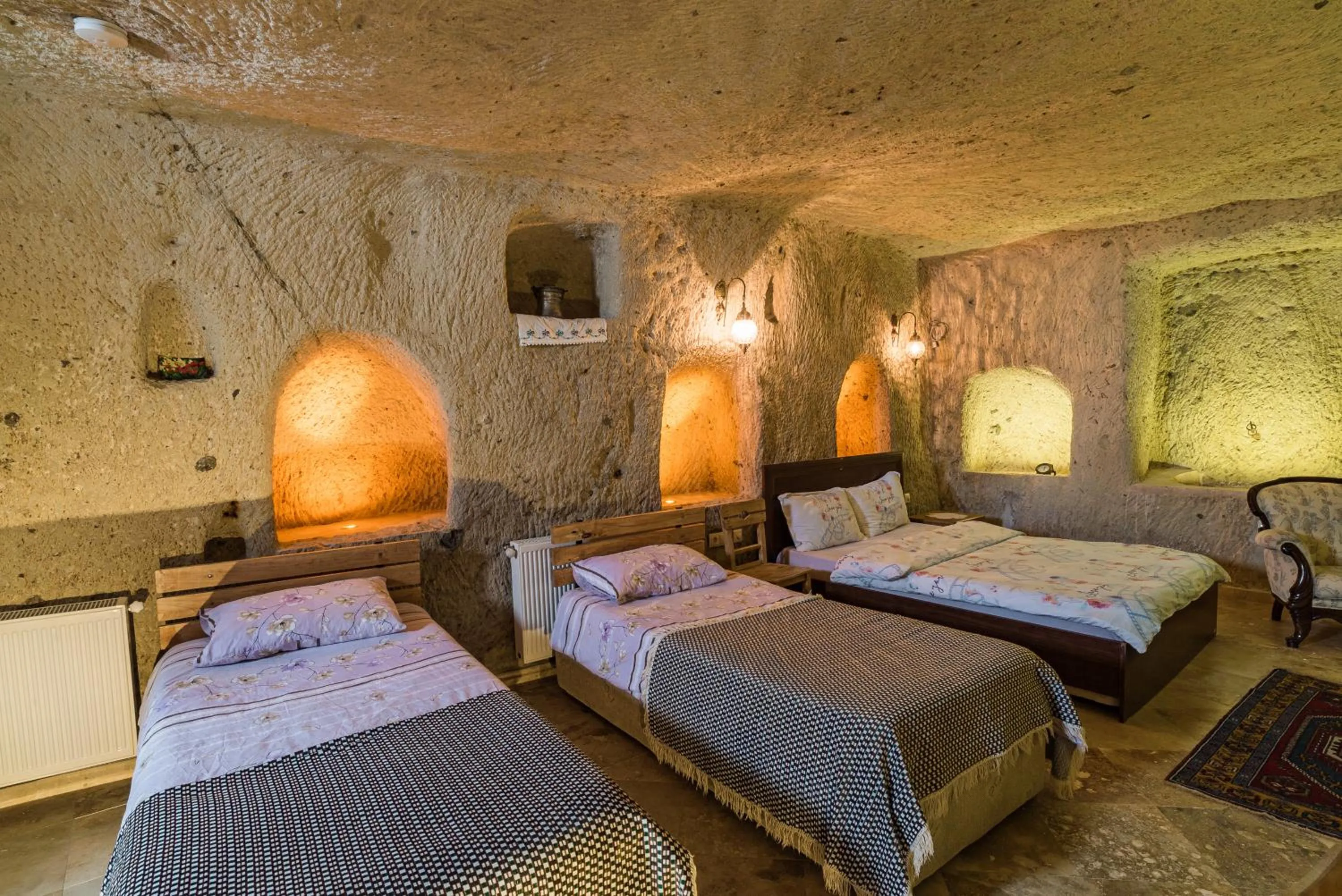 Bedroom, Bed in Atilla's Cave Hotel