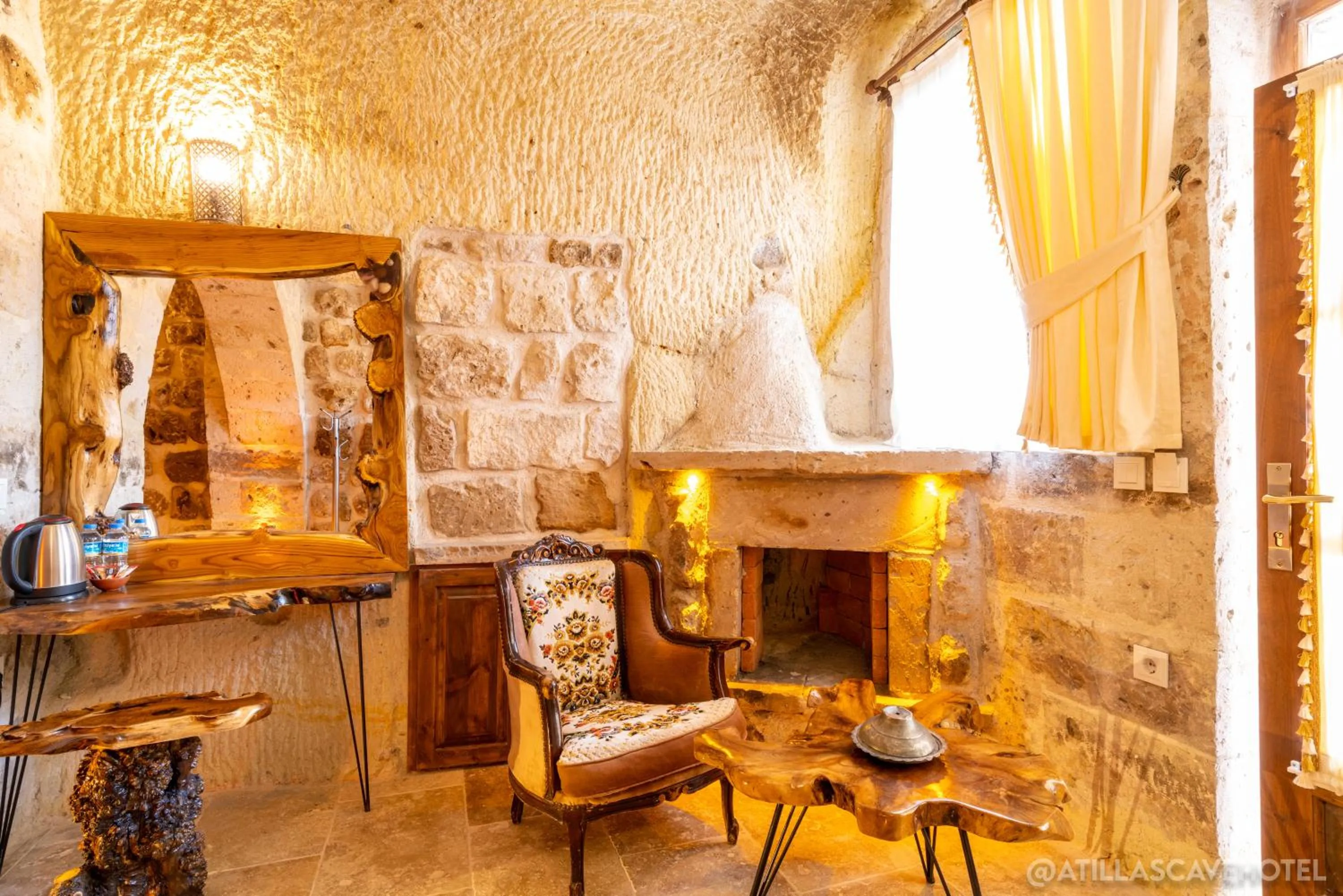 Living room in Atilla's Cave Hotel