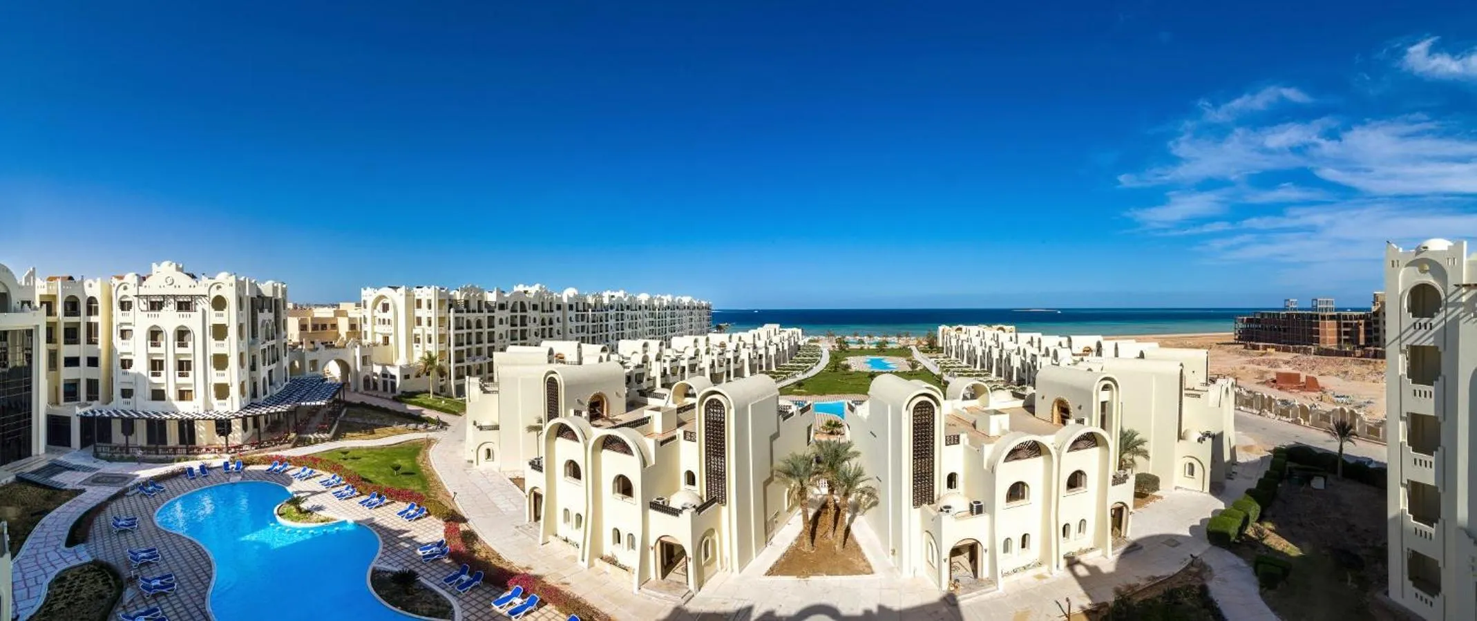 Property building in Gravity Hotel & Aqua Park Sahl Hasheesh Families and Couples Only