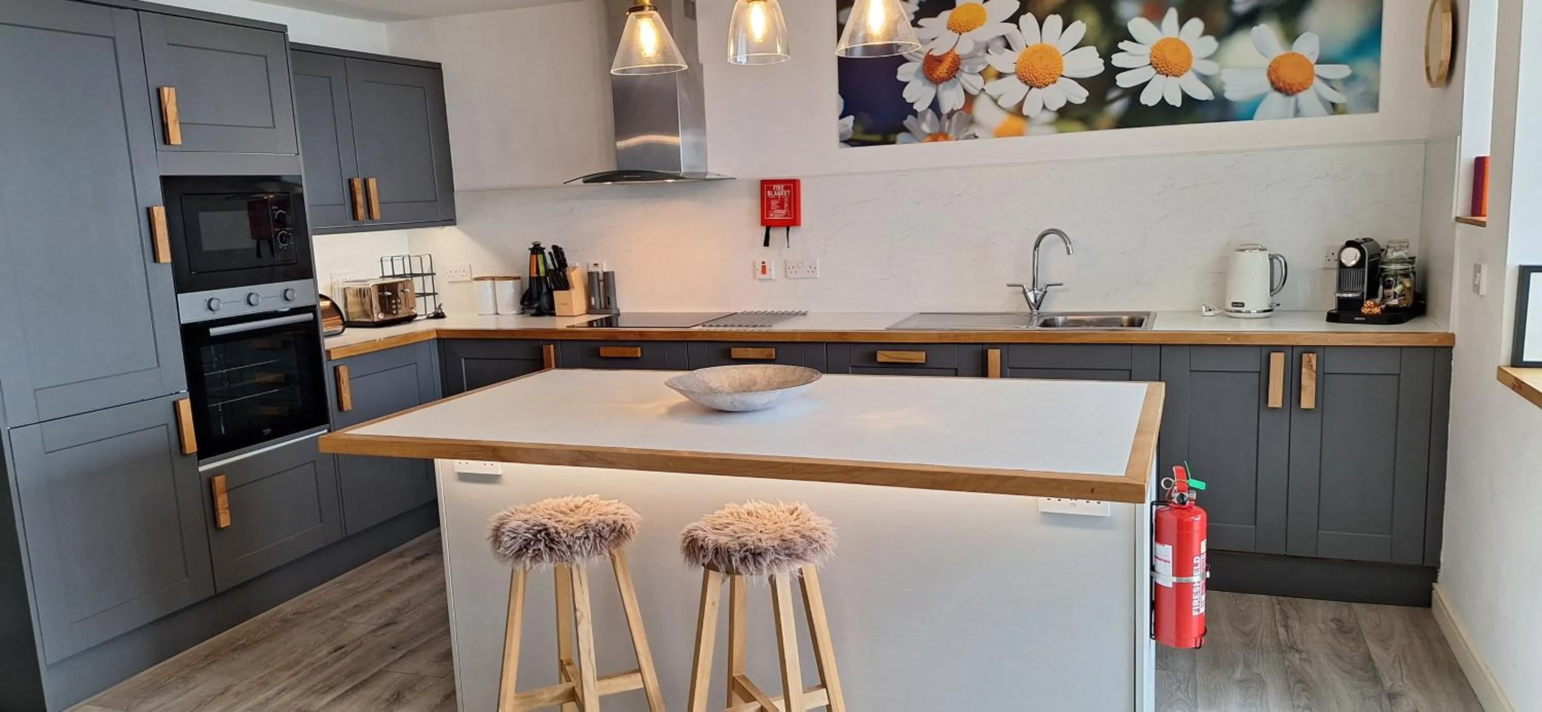 Coffee/tea facilities in Lochend Chalets