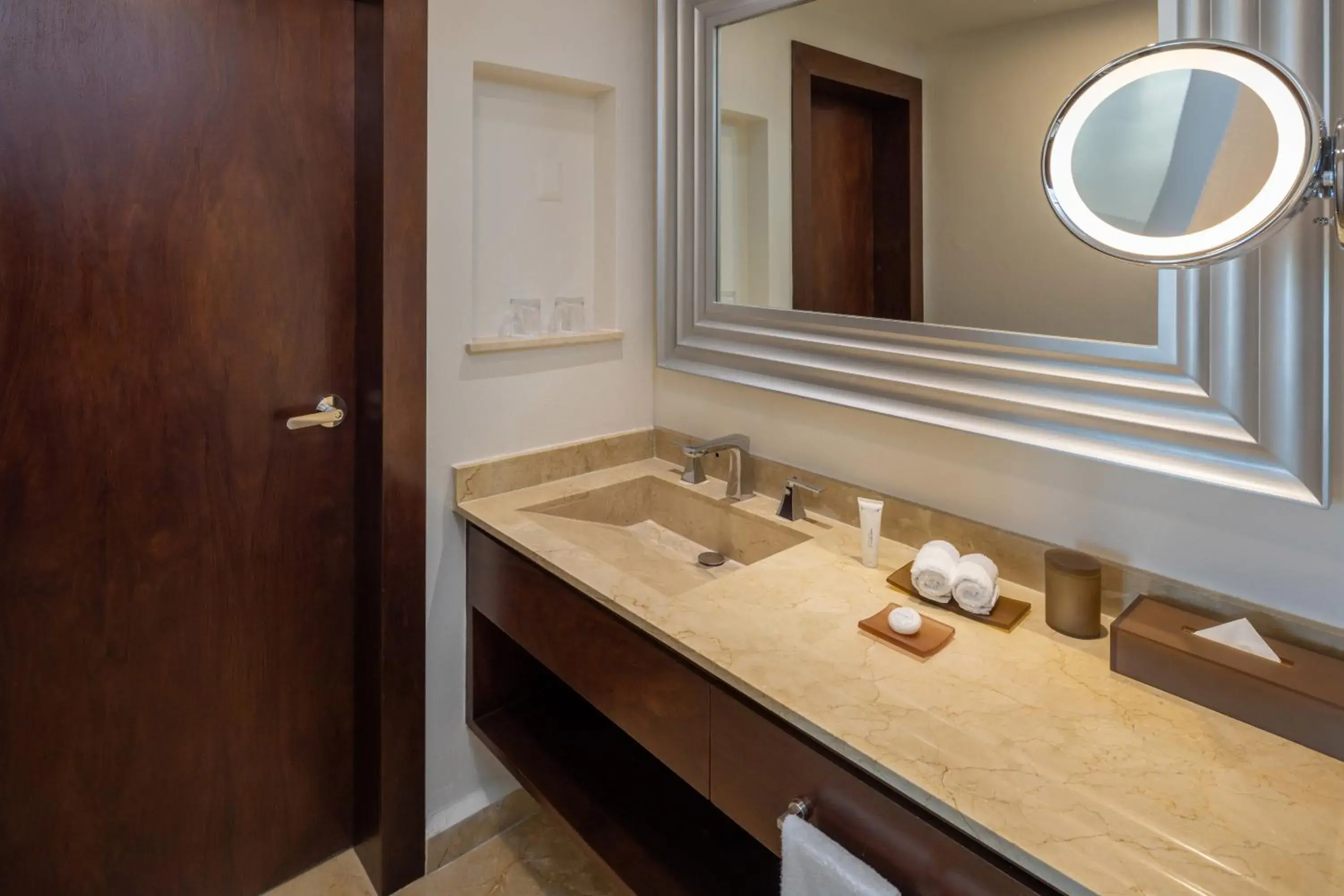 Bathroom in Moon Palace Nizuc - All Inclusive Bathroom in Moon Palace Nizuc - All Inclusive