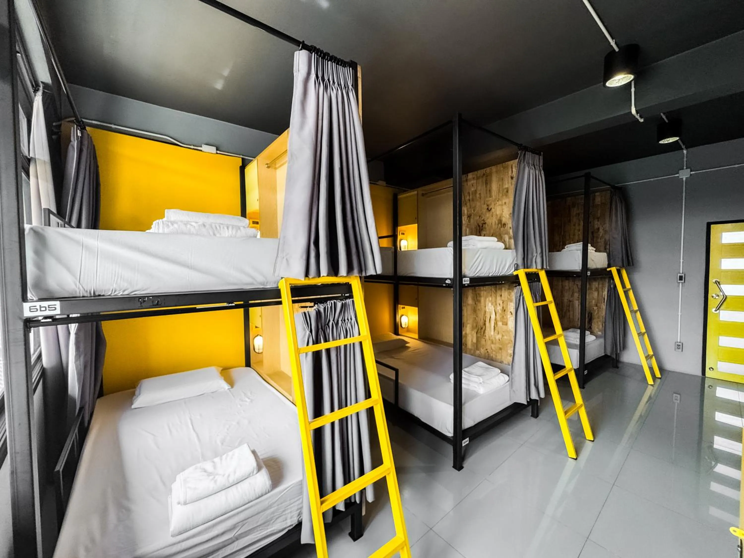 Room 22 Hostel - near Chinatown