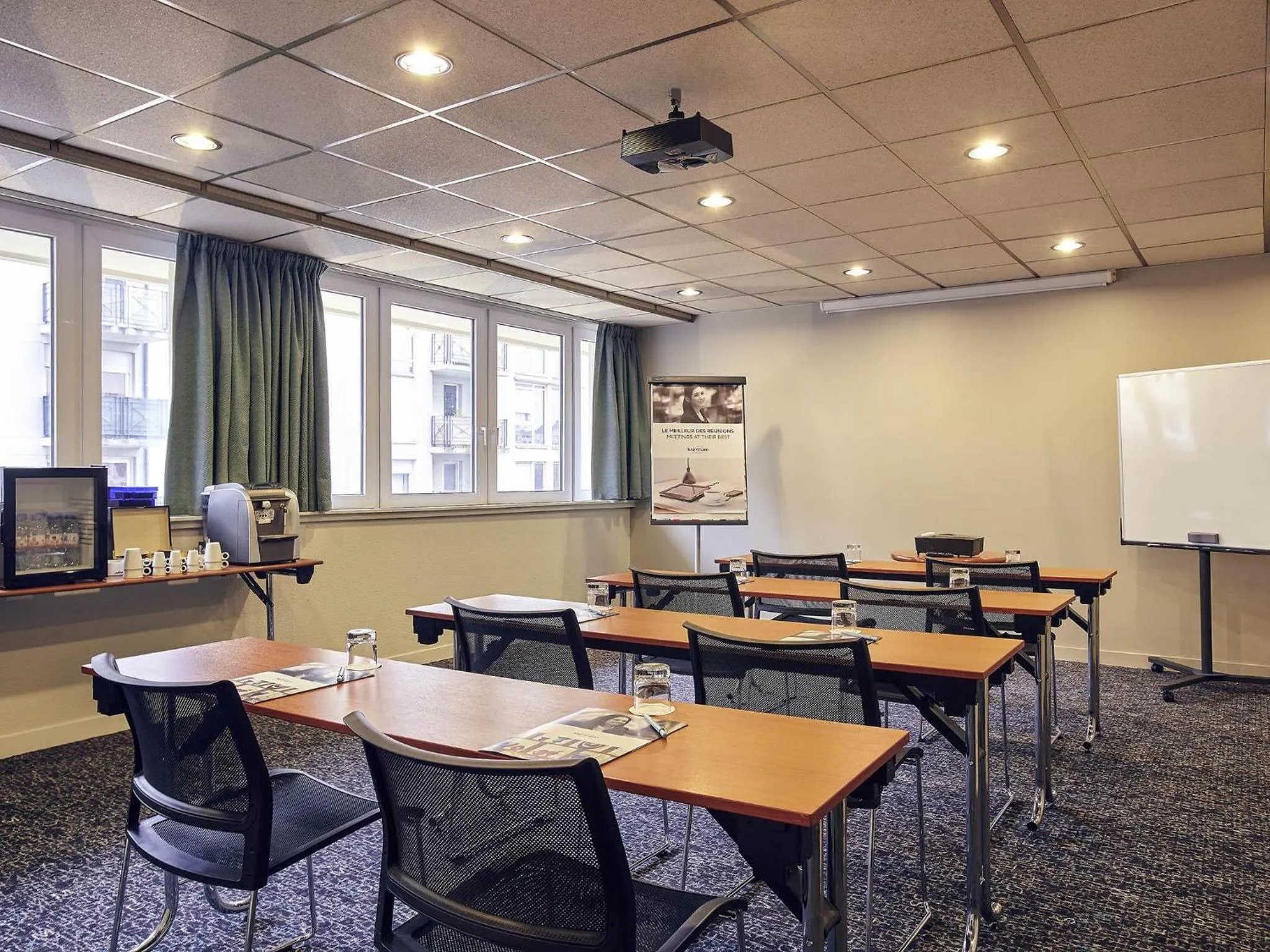 Meeting/conference room in Hôtel Mercure Marne-la-Vallée Bussy St Georges