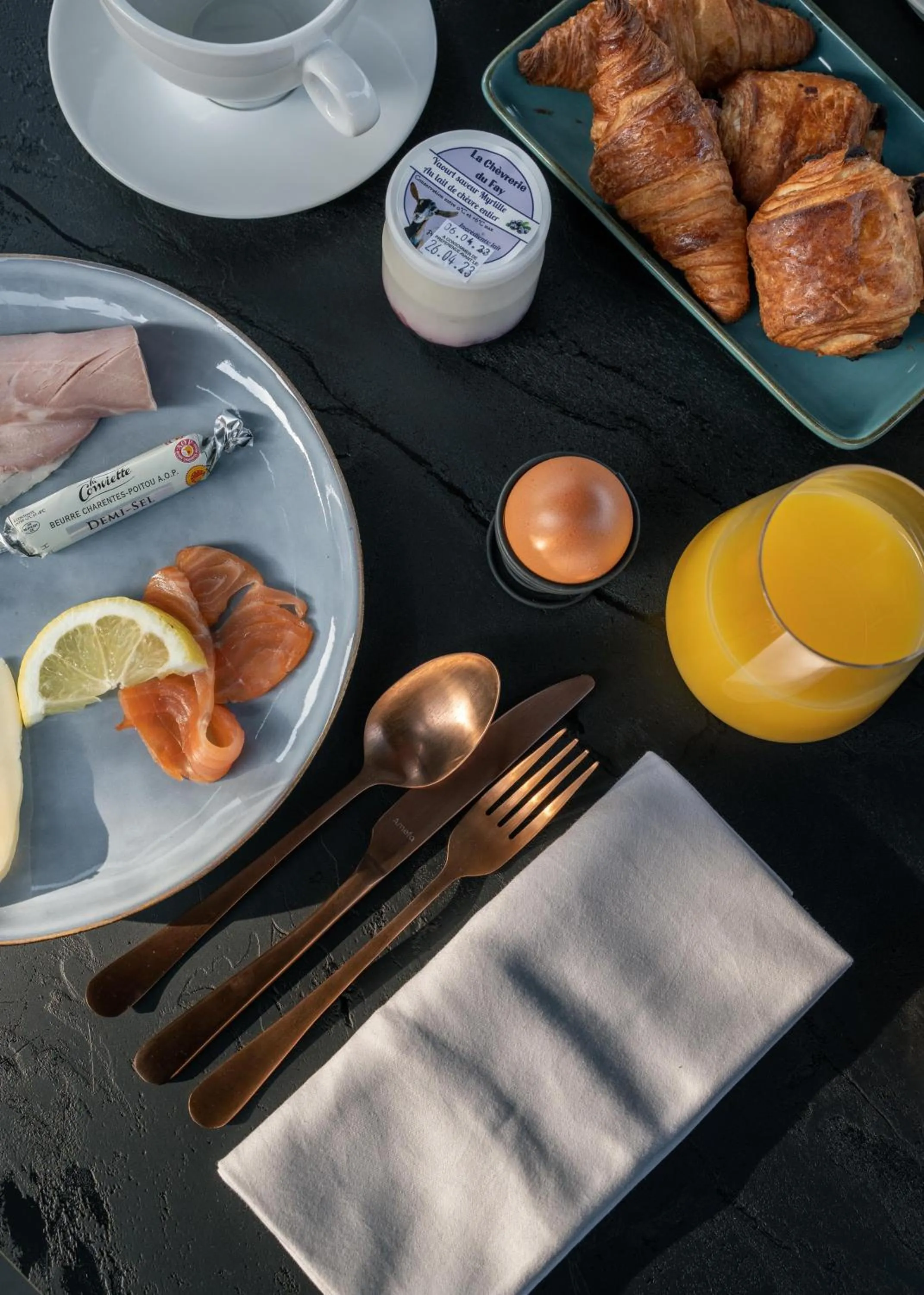Breakfast in Auberge de la Caillère