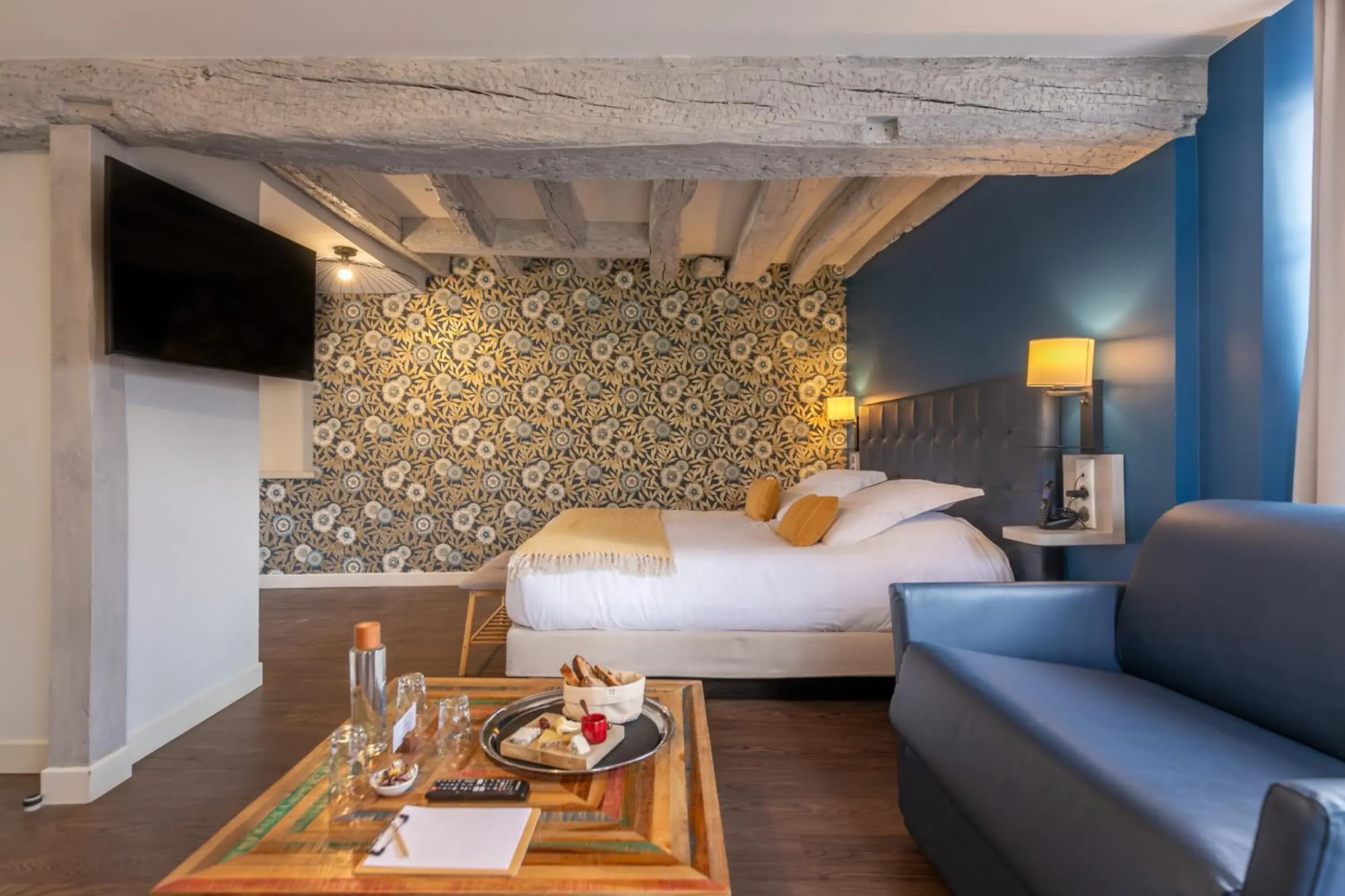 Junior Suite with Terrace in Auberge de la Caillère Junior Suite with Terrace in Auberge de la Caillère