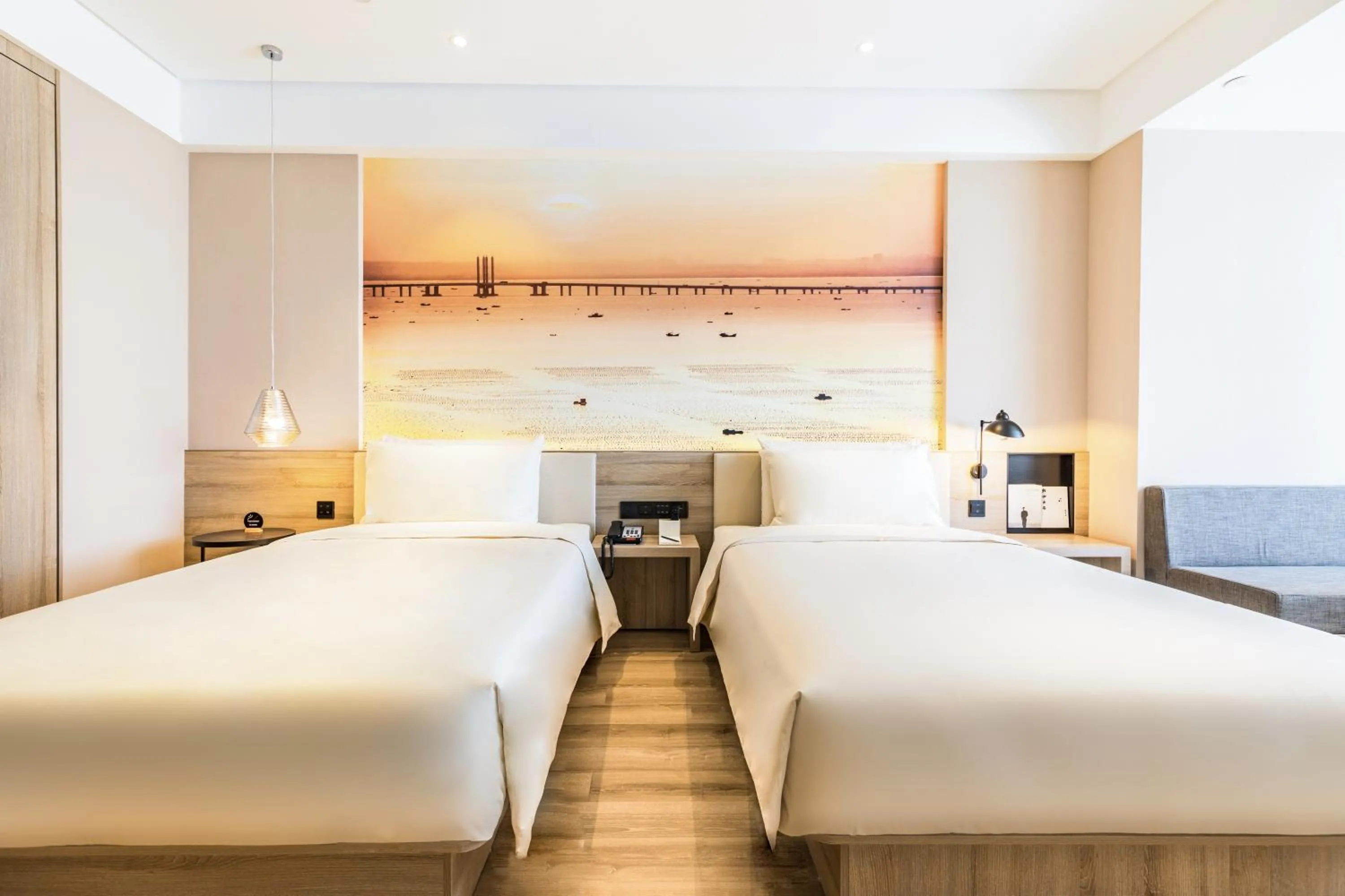 Bedroom, Bed in Atour Jiaozhou Qingdao Hotel