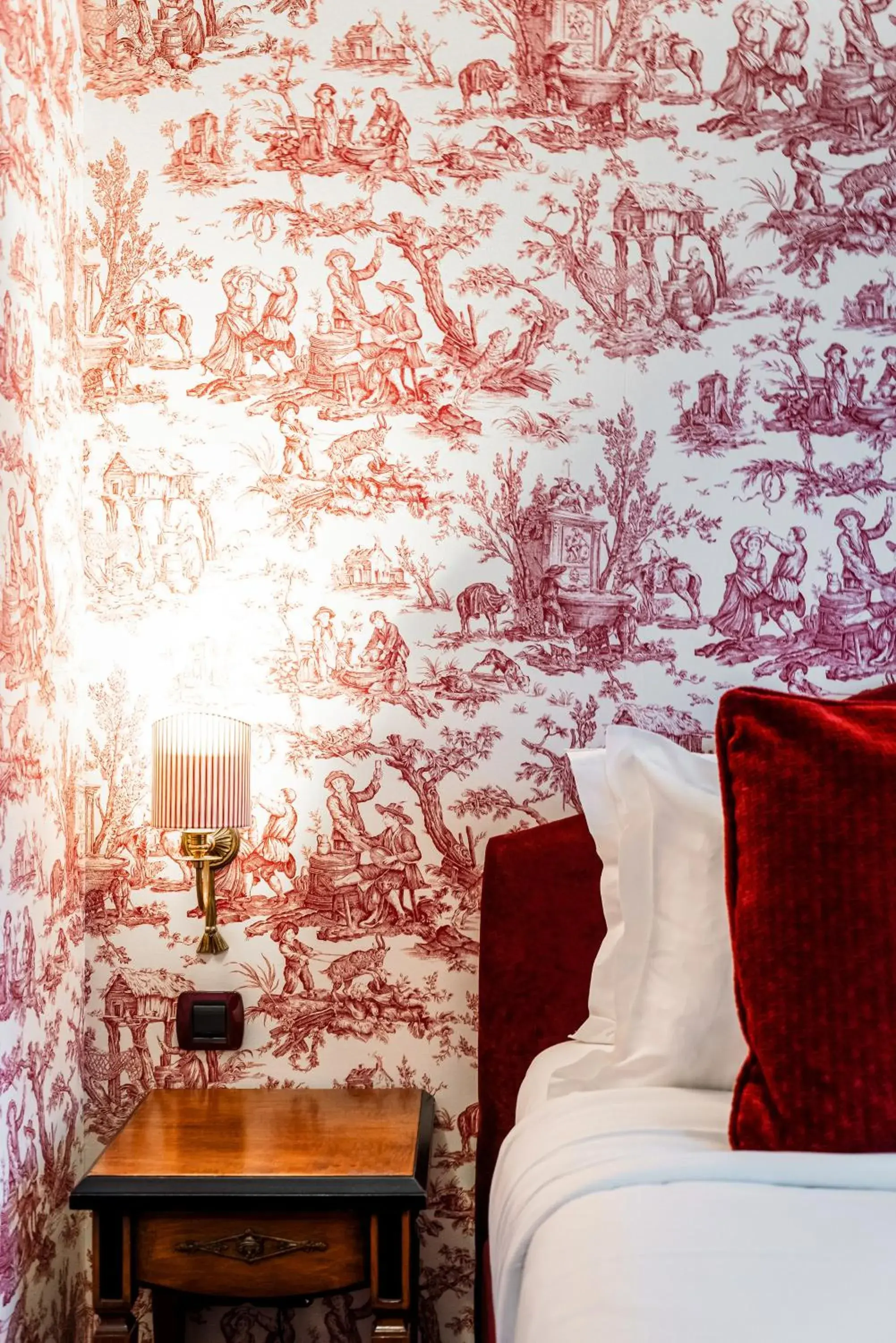 Bed in Maison Eugenie Bed in Maison Eugenie