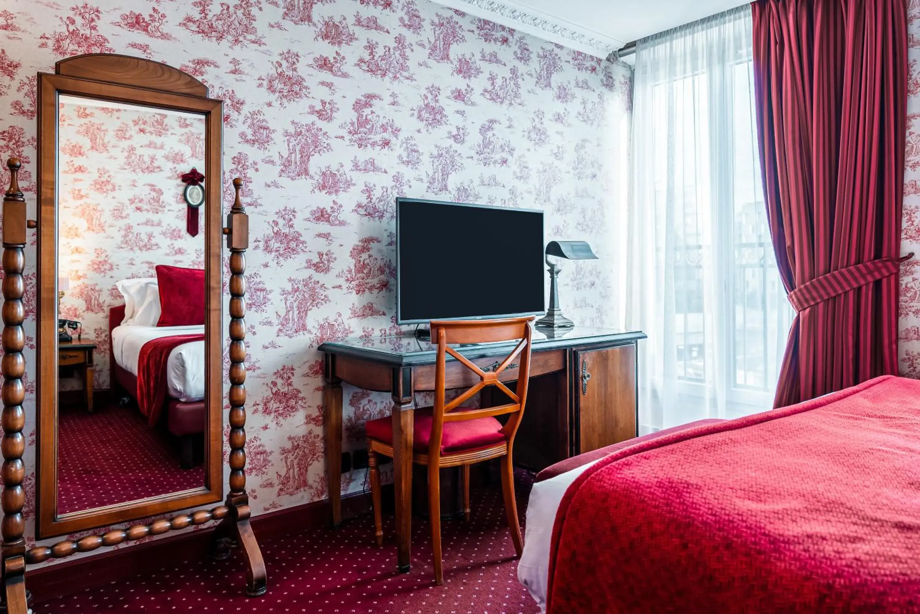 Bedroom, Bed in Maison Eugenie Bedroom, Bed in Maison Eugenie