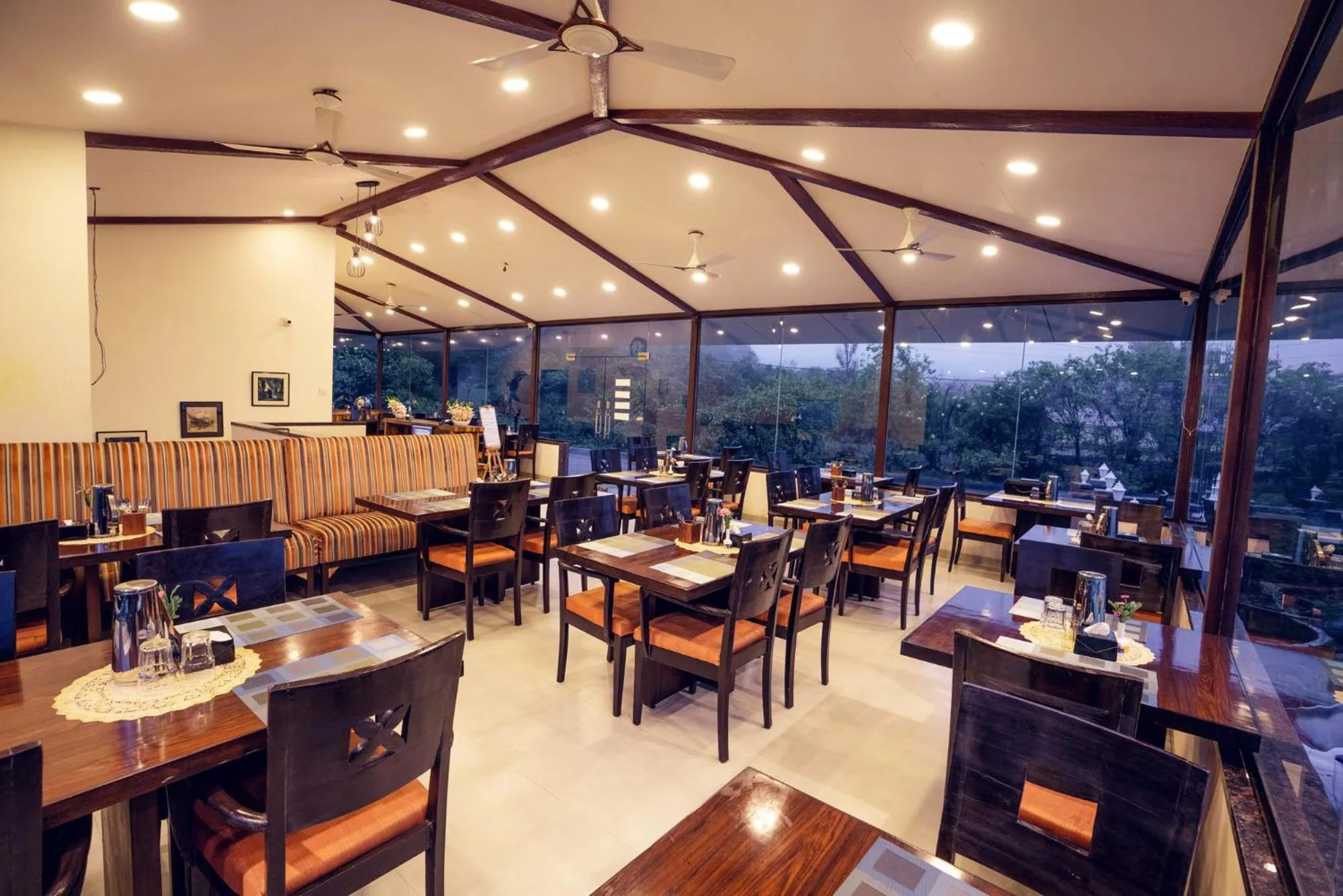 Restaurant/places to eat in La Serene Resort and Spa