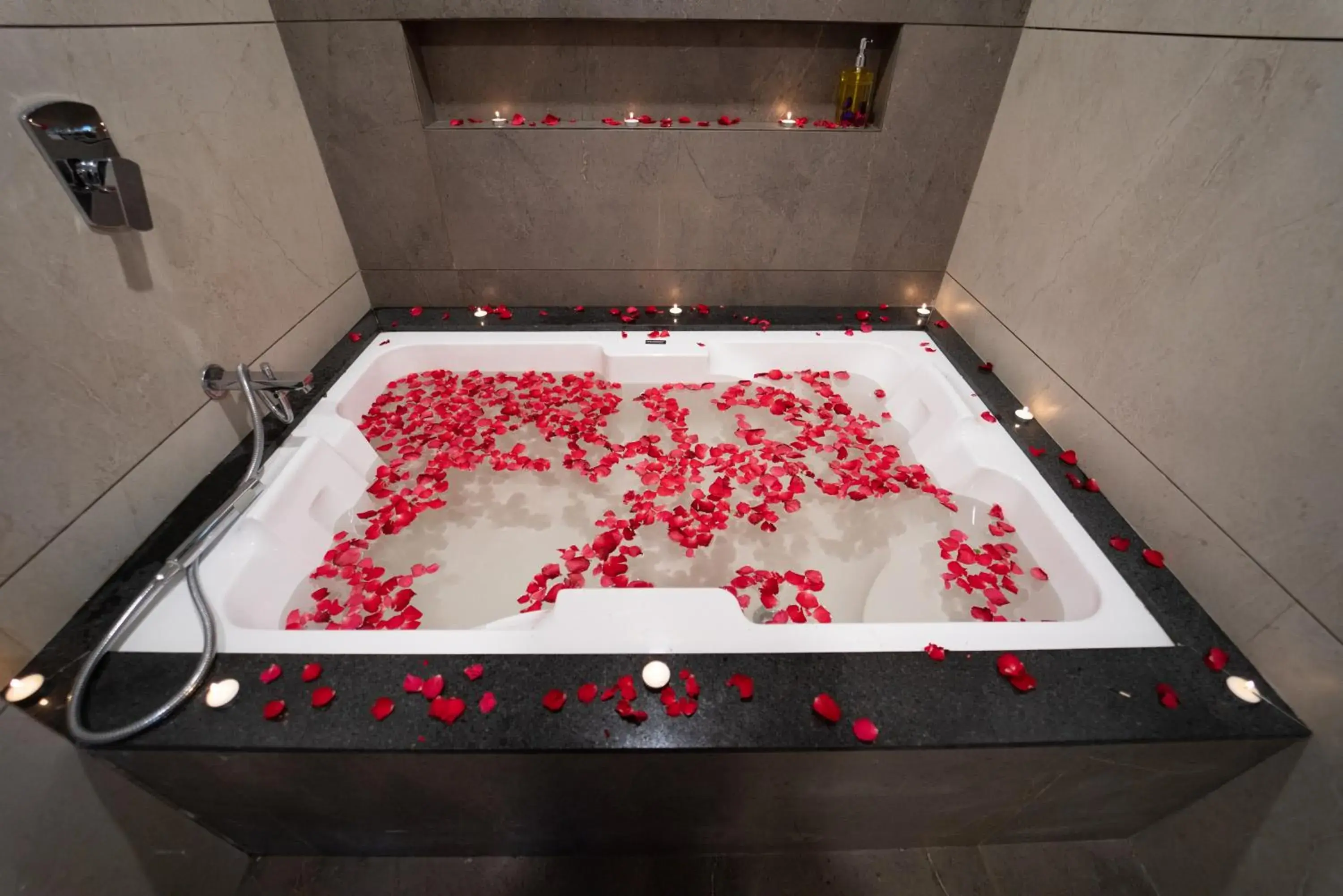 King Room with double Bathtub in La Serene Resort and Spa King Room with double Bathtub in La Serene Resort and Spa