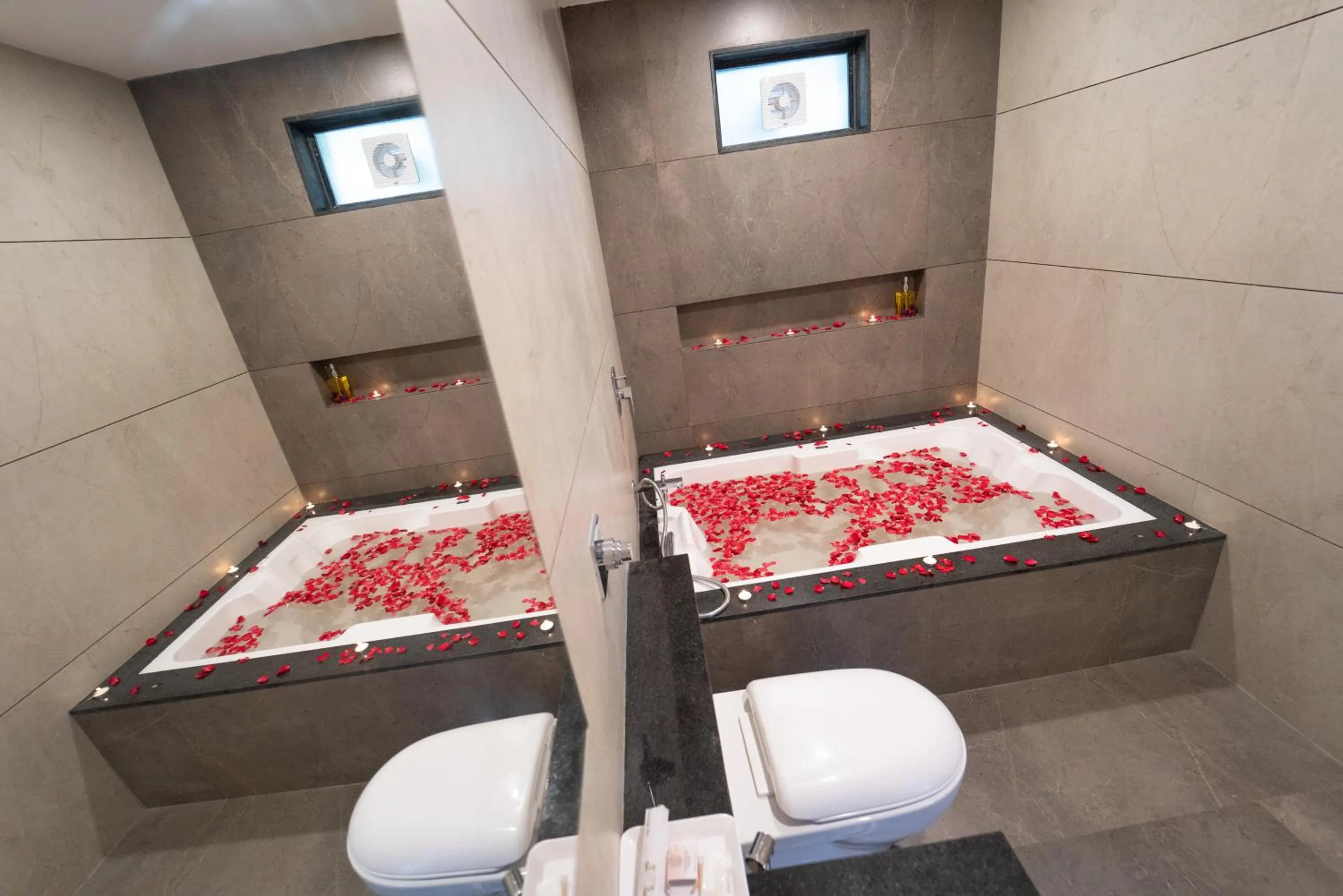 Bath, Bed in La Serene Resort and Spa