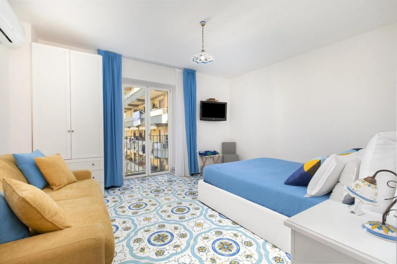 Millie Sorrento Suites
