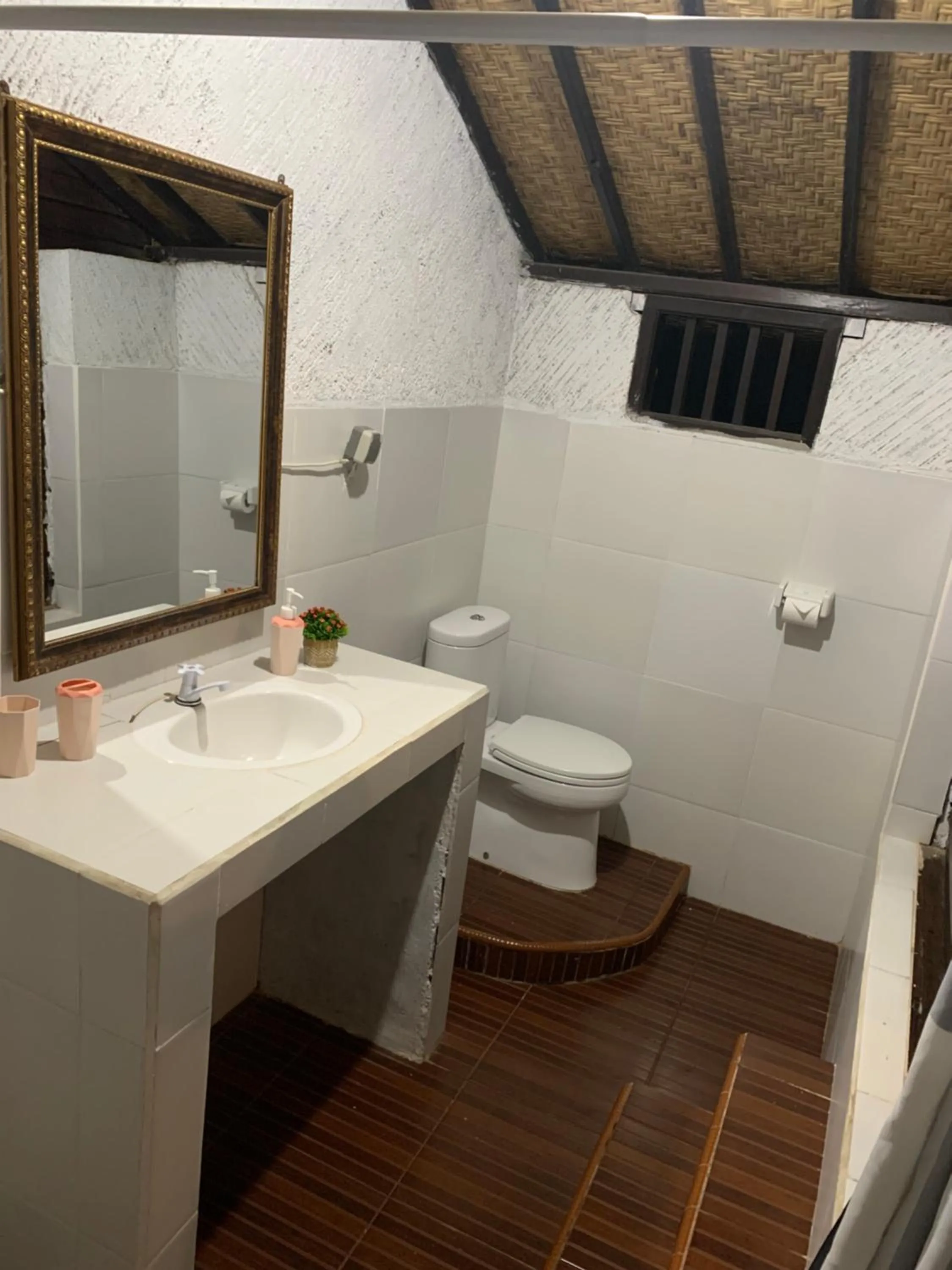 Gili Davidoff Bungalow