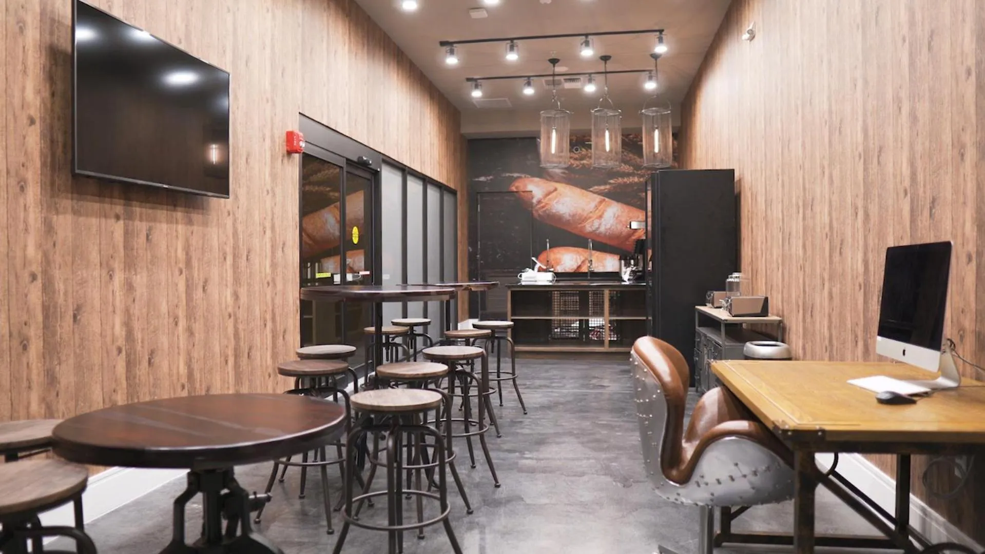 Business facilities in Magic Village Views Trademark Collection by Wyndham