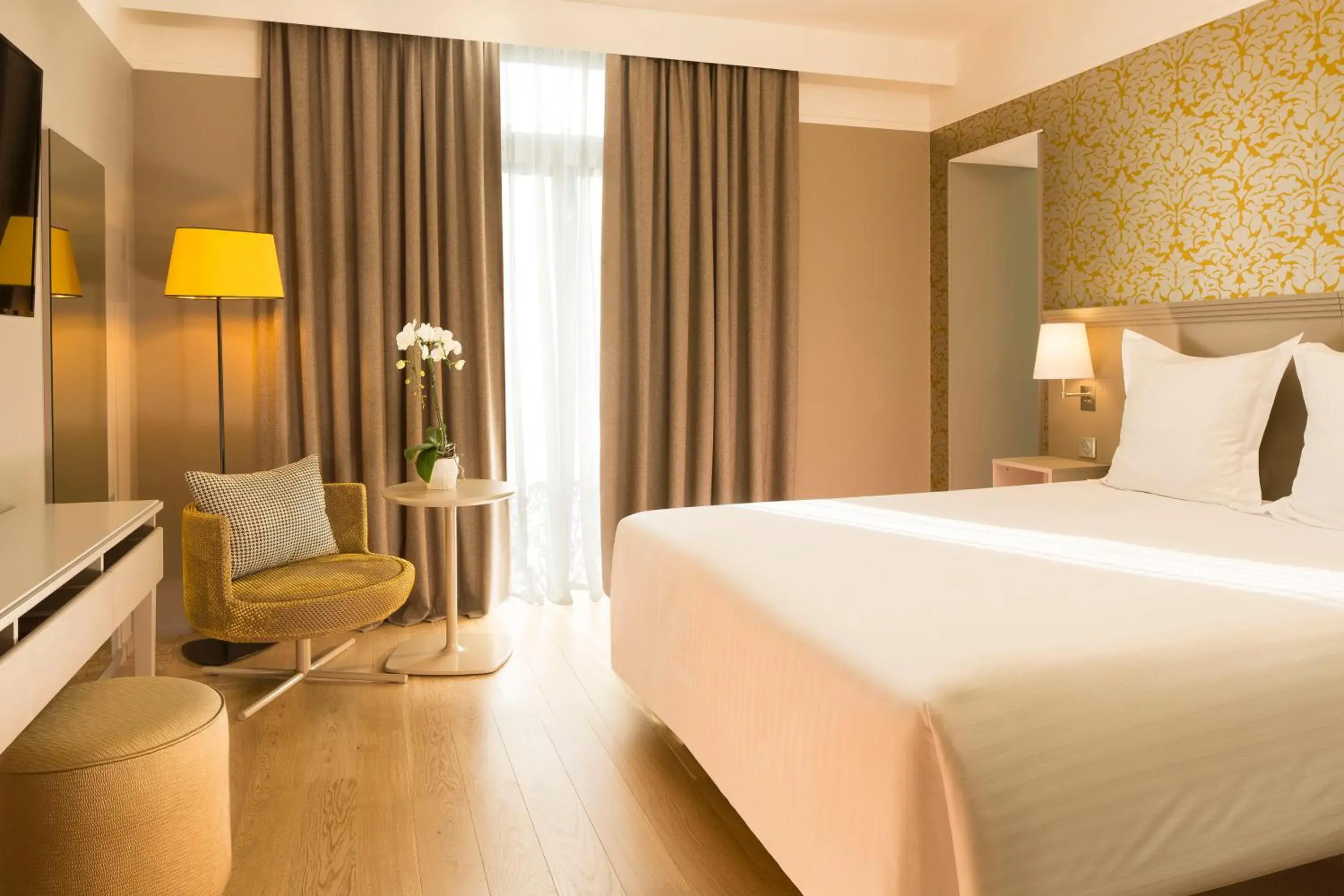 Deluxe Double or Twin Room in Oceania Le Jura Dijon Deluxe Double or Twin Room in Oceania Le Jura Dijon