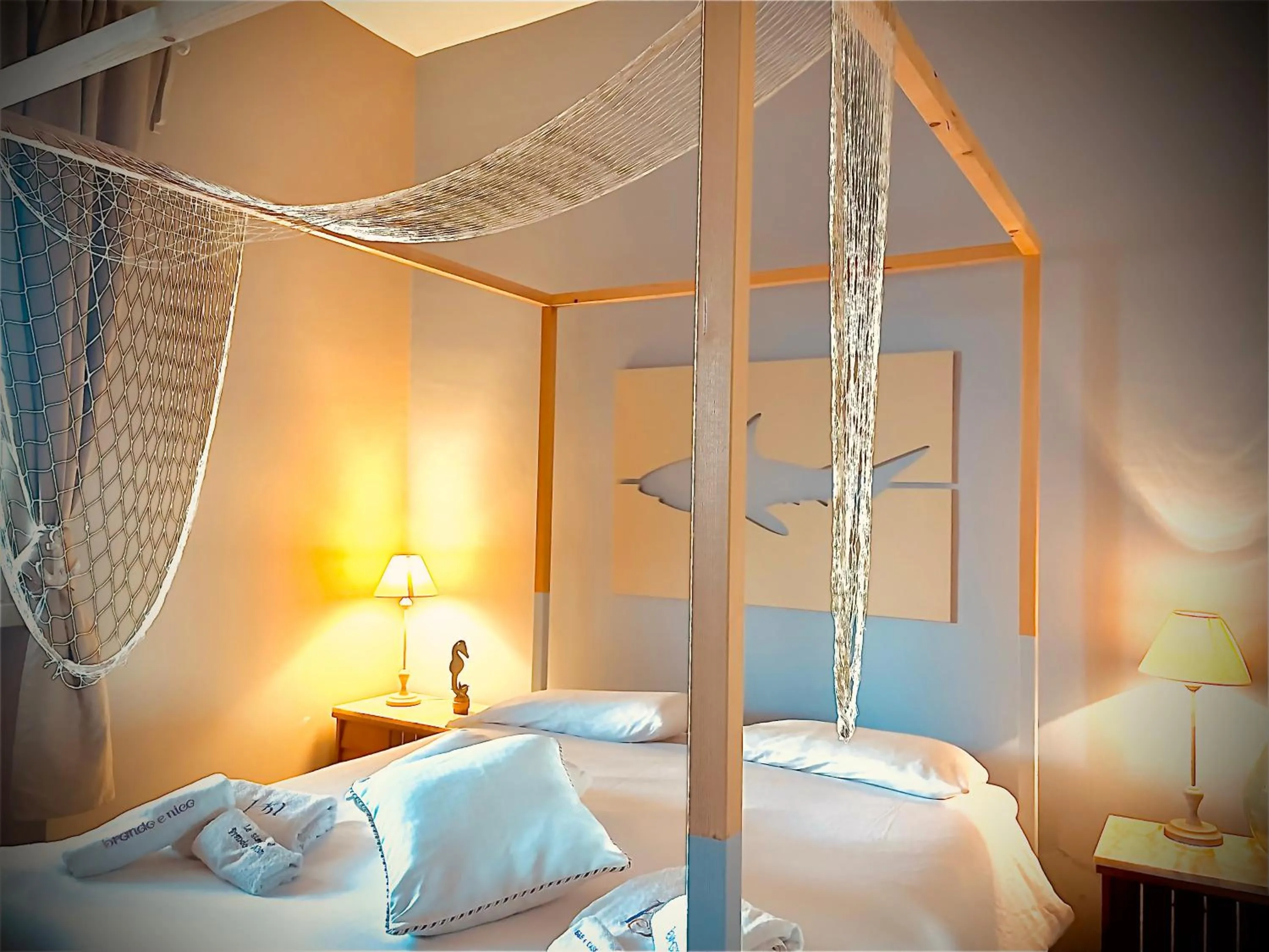 CASA AL MARE RIO b&n
