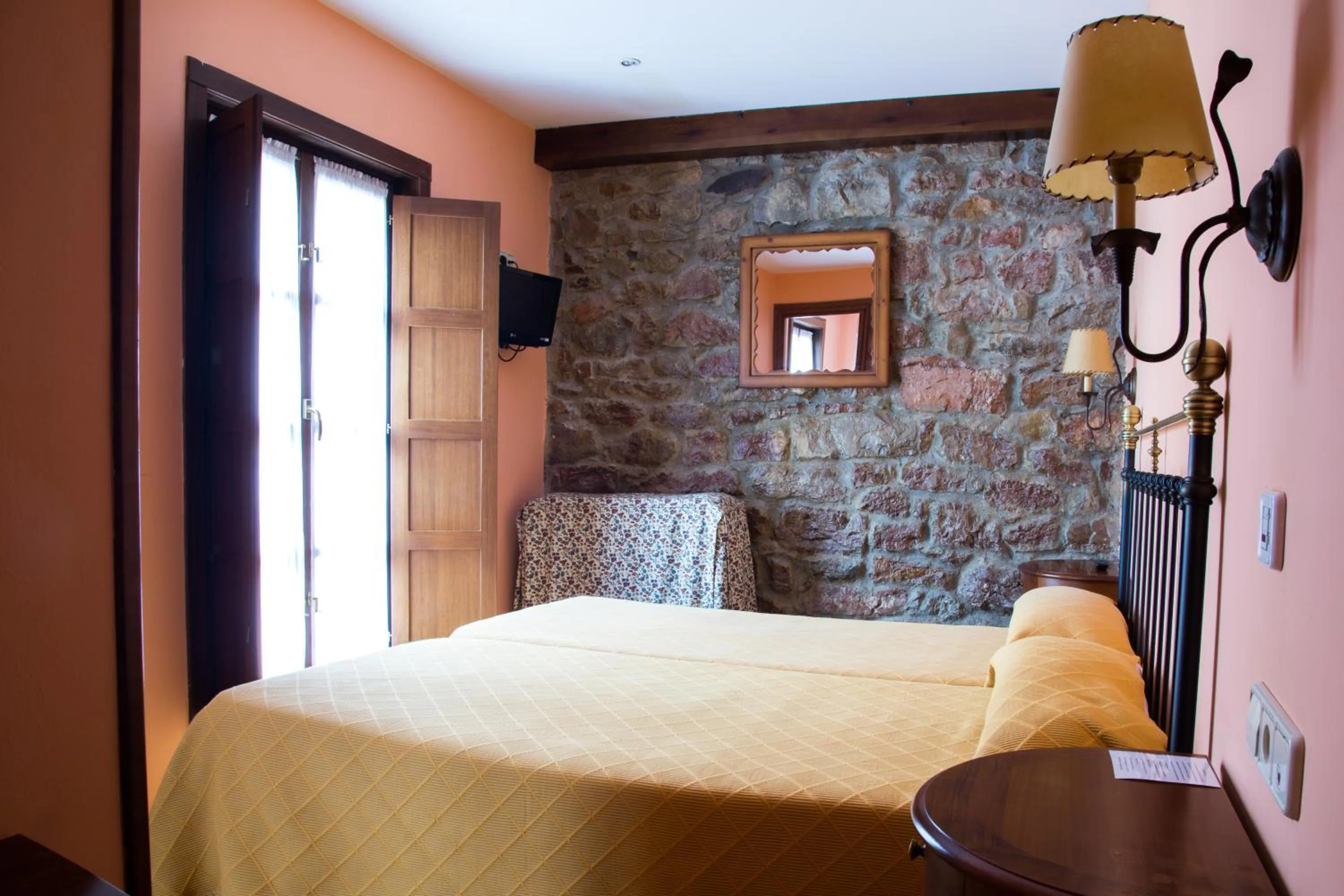 Bedroom, Bed in Hotel Balcon de Aguera