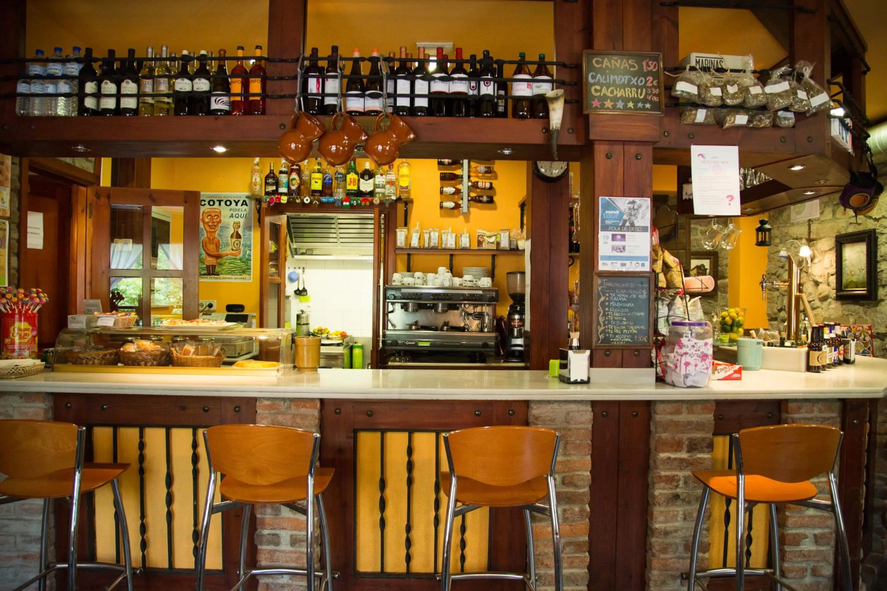 Lounge or bar in Hotel Balcon de Aguera