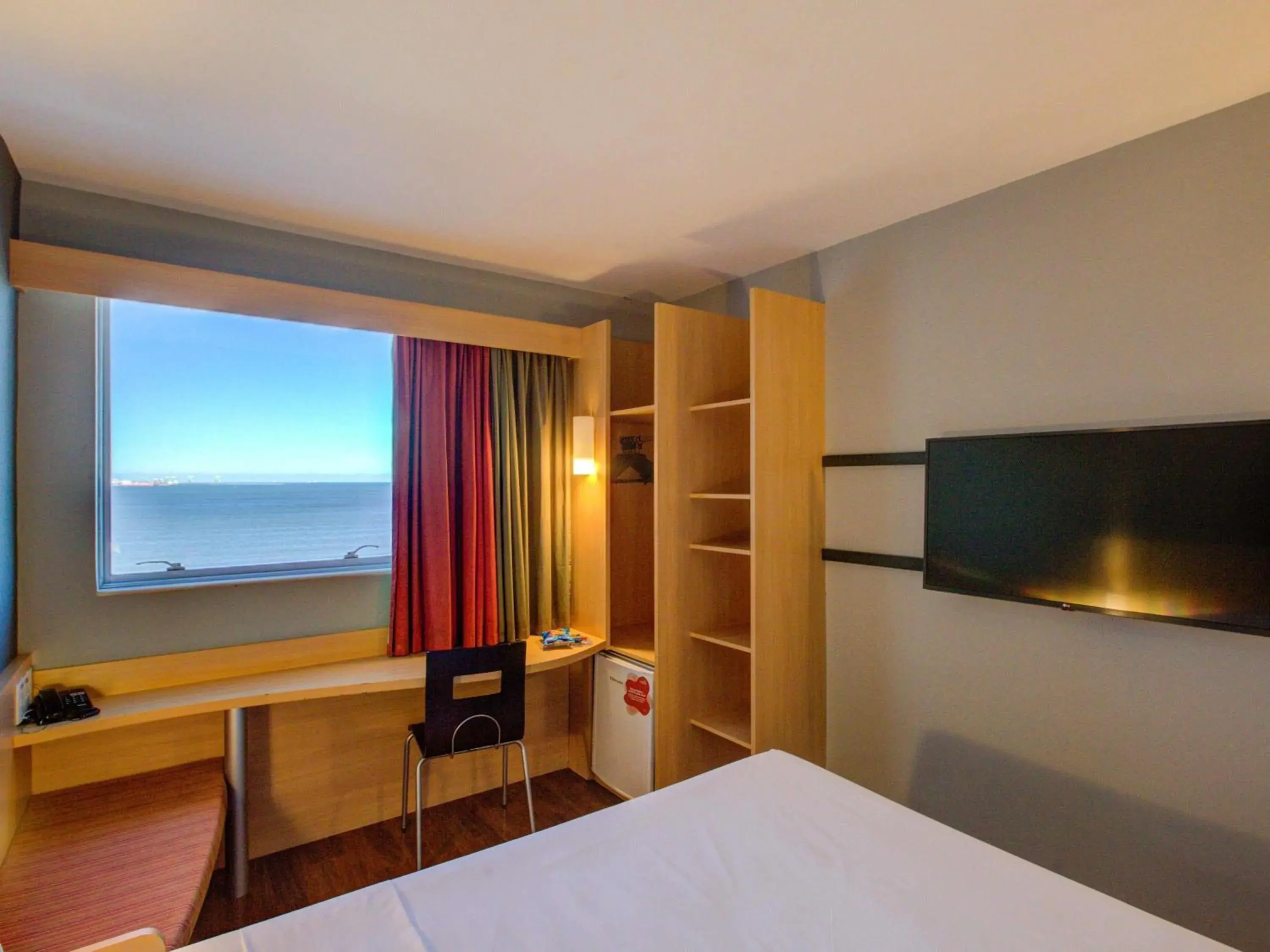 Property building, Bed in ibis Vitoria Praia de Camburi Property building, Bed in ibis Vitoria Praia de Camburi