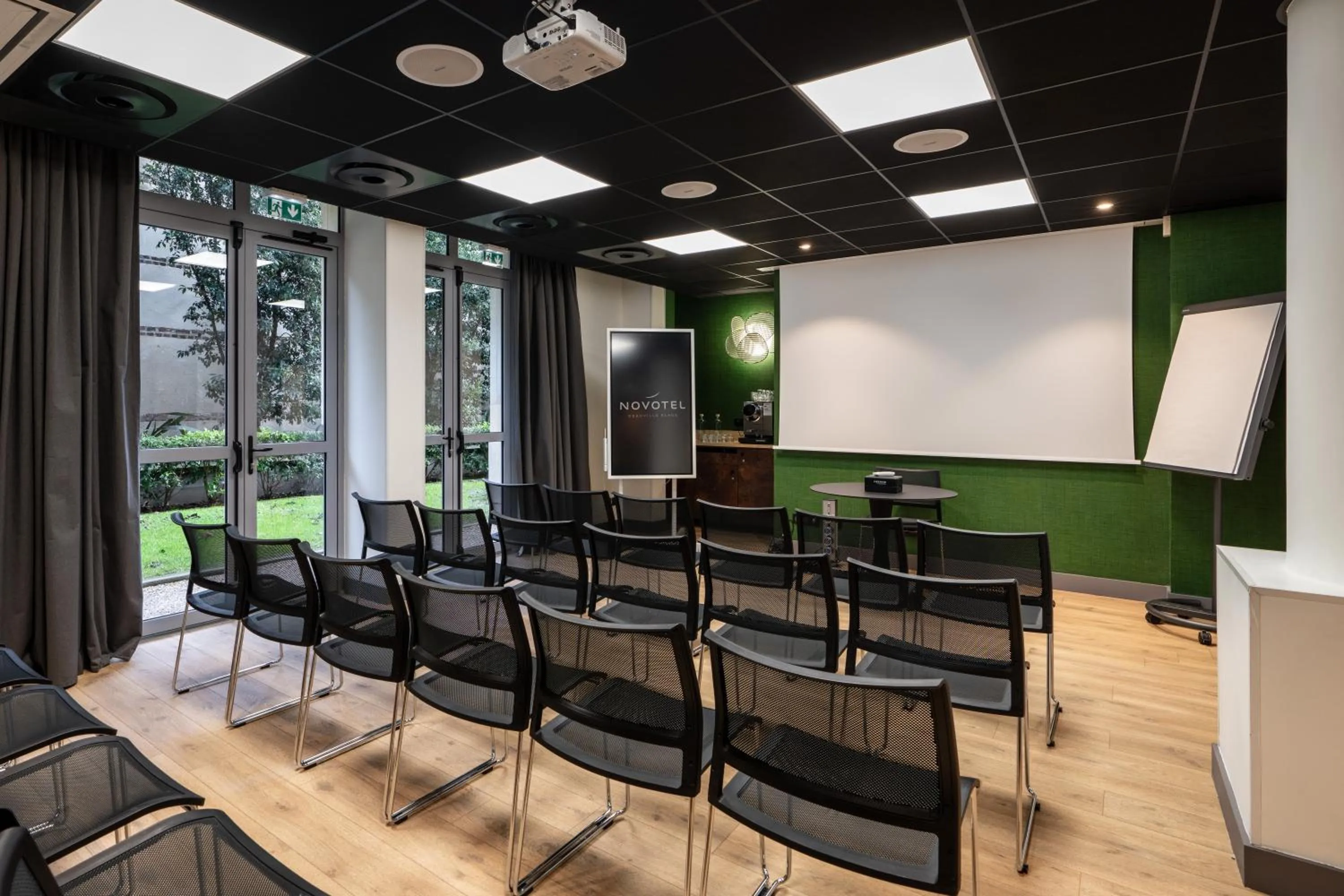 Meeting/conference room in Novotel Deauville Plage