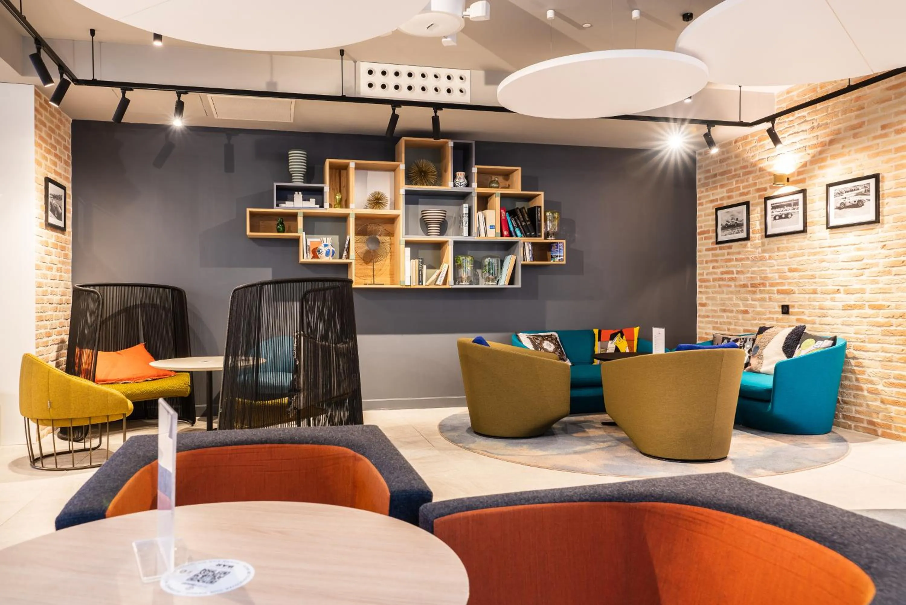 Seating area in Novotel Deauville Plage