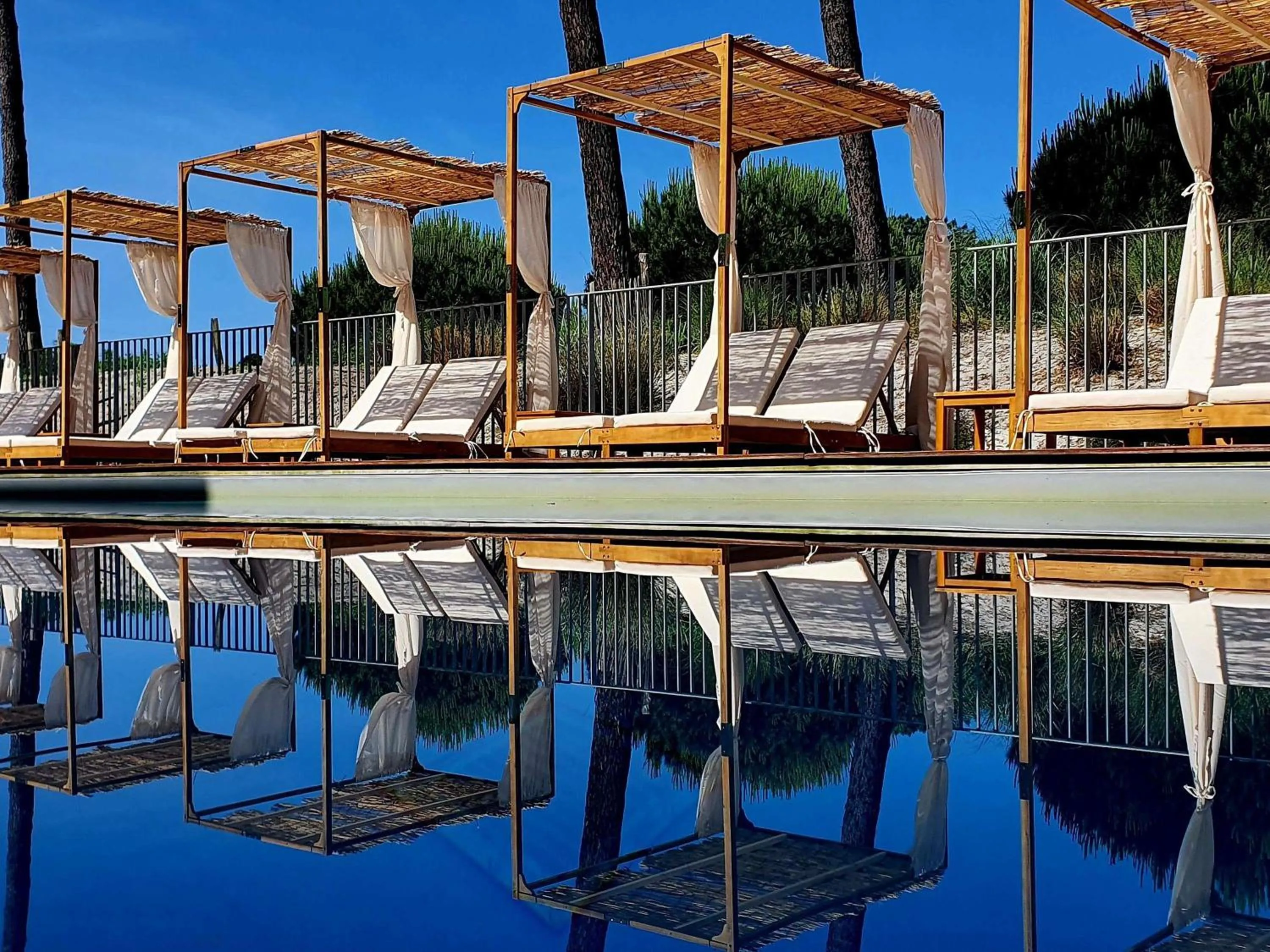 Property building in ibis Styles Arcachon Gujan Mestras