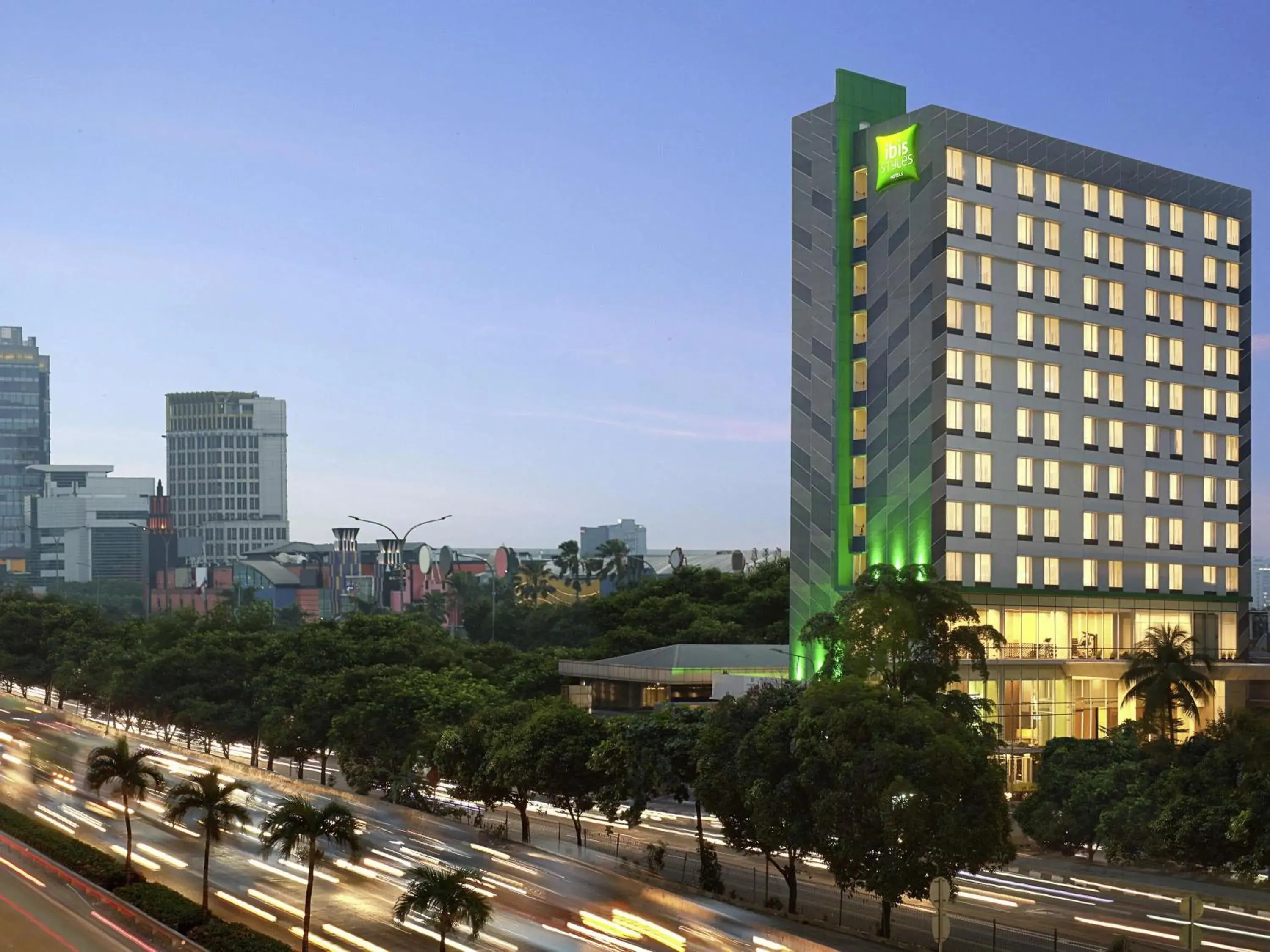 Property building in ibis Styles Jakarta Simatupang Property building in ibis Styles Jakarta Simatupang