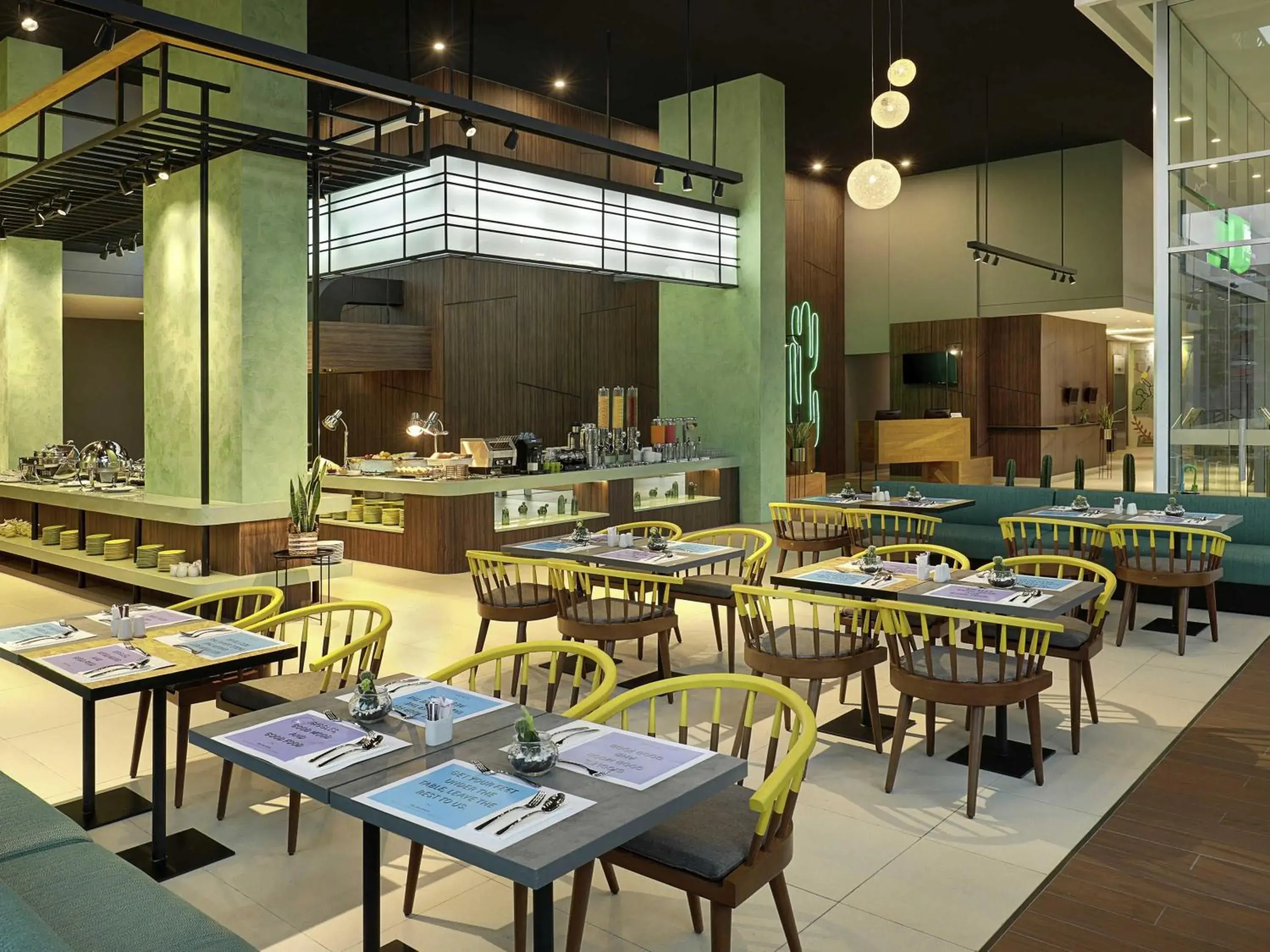 Restaurant/places to eat in ibis Styles Jakarta Simatupang Restaurant/places to eat in ibis Styles Jakarta Simatupang