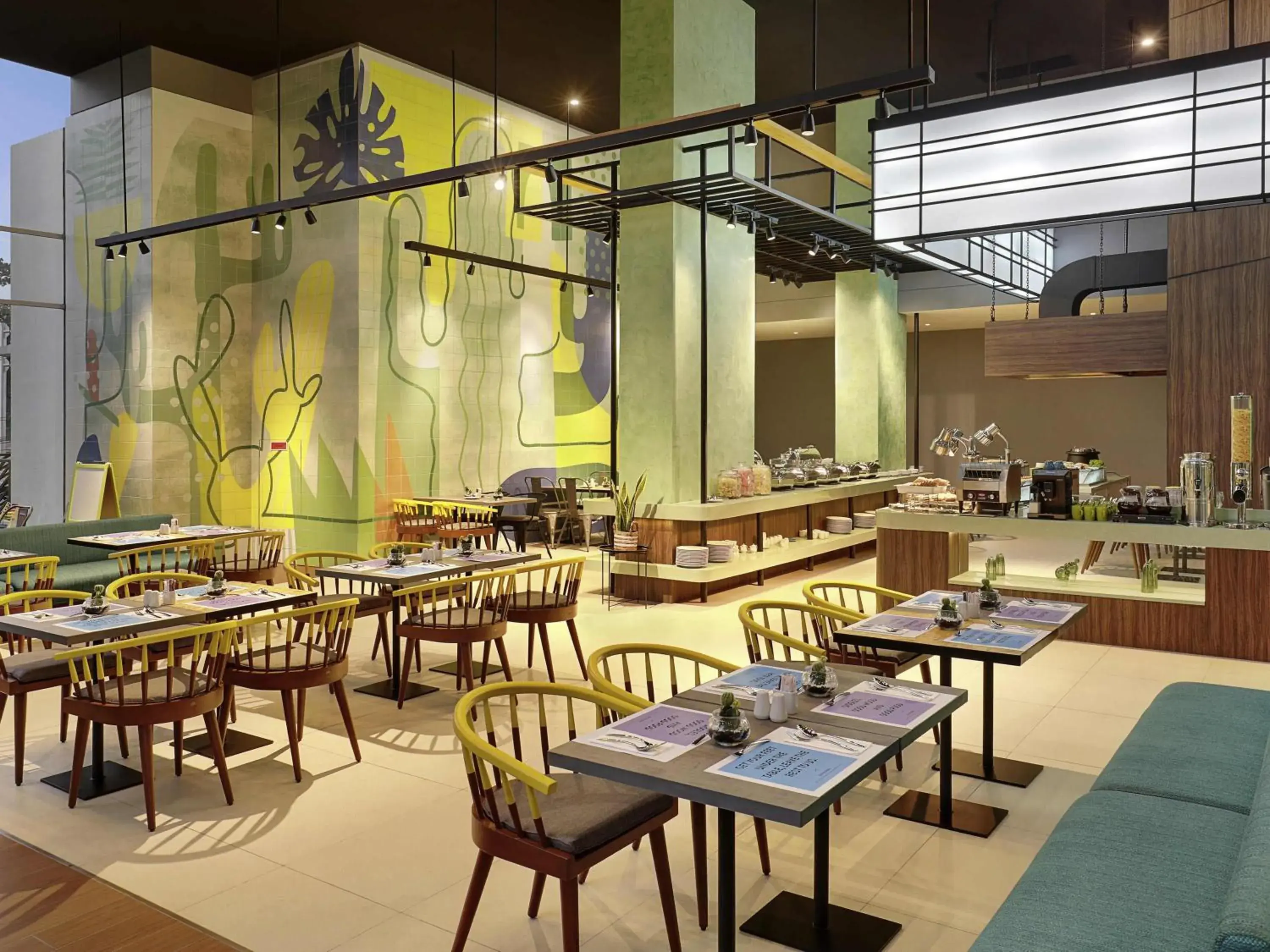 Restaurant/places to eat in ibis Styles Jakarta Simatupang Restaurant/places to eat in ibis Styles Jakarta Simatupang