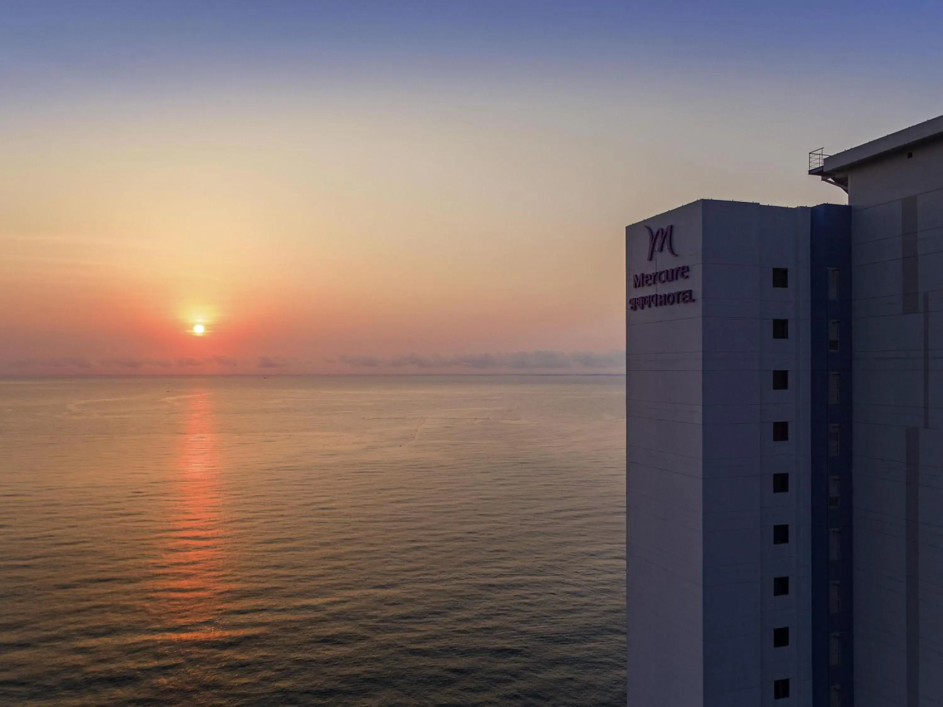 Property building in Mercure Ambassador Ulsan Property building in Mercure Ambassador Ulsan