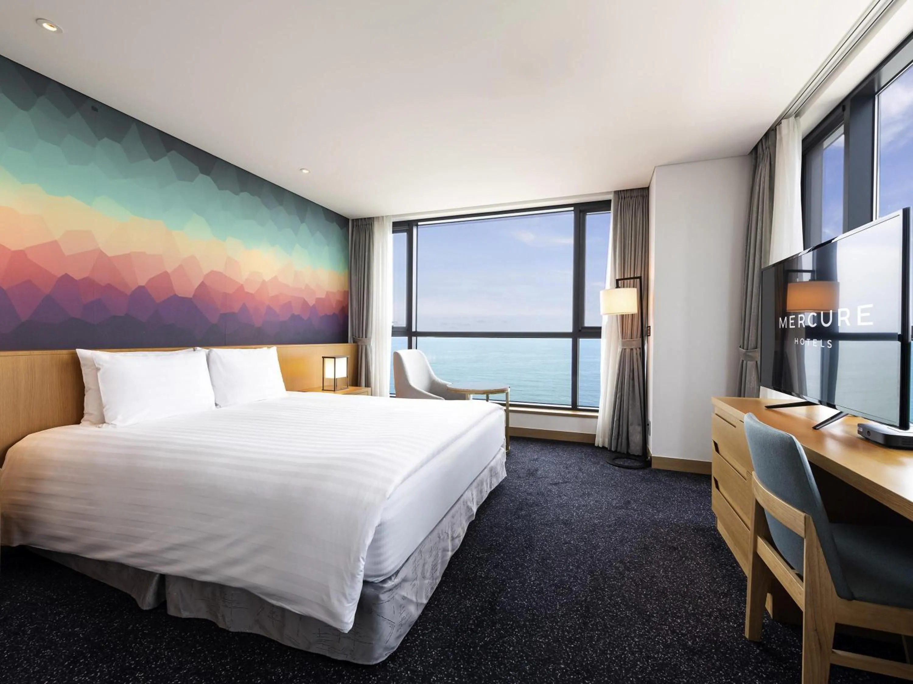 Bedroom, Bed in Mercure Ambassador Ulsan