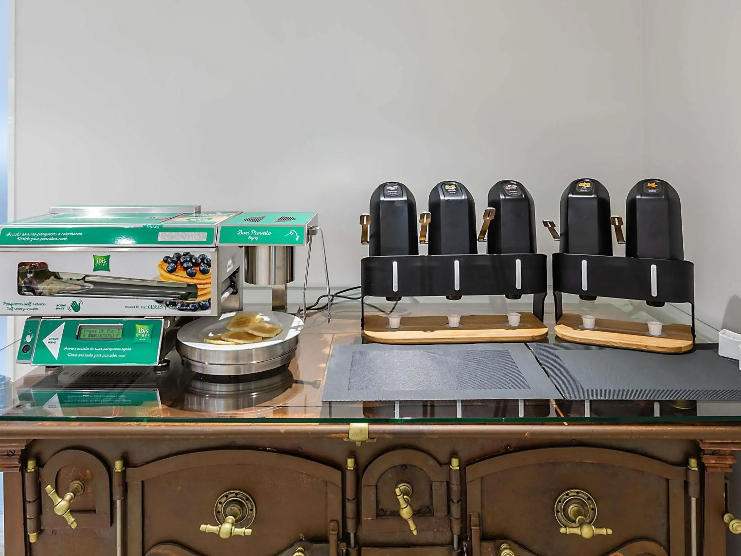 Breakfast in ibis Styles Chaves Breakfast in ibis Styles Chaves