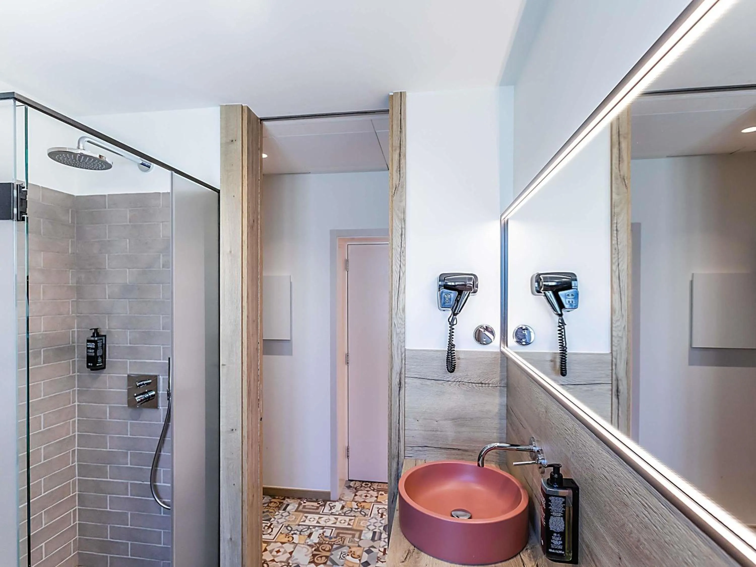 Bedroom in ibis Styles Chaves