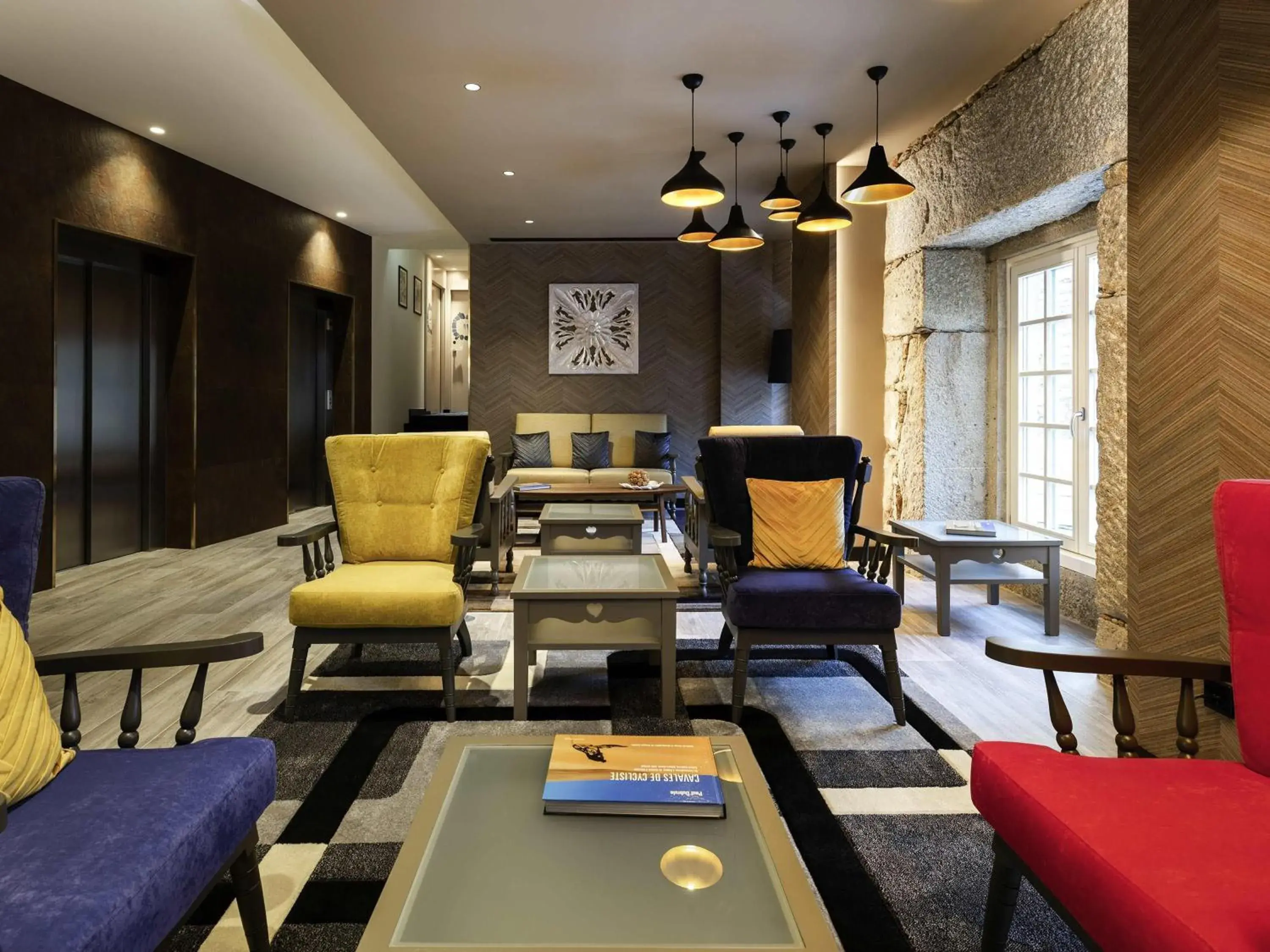 Lounge or bar in ibis Styles Chaves Lounge or bar in ibis Styles Chaves