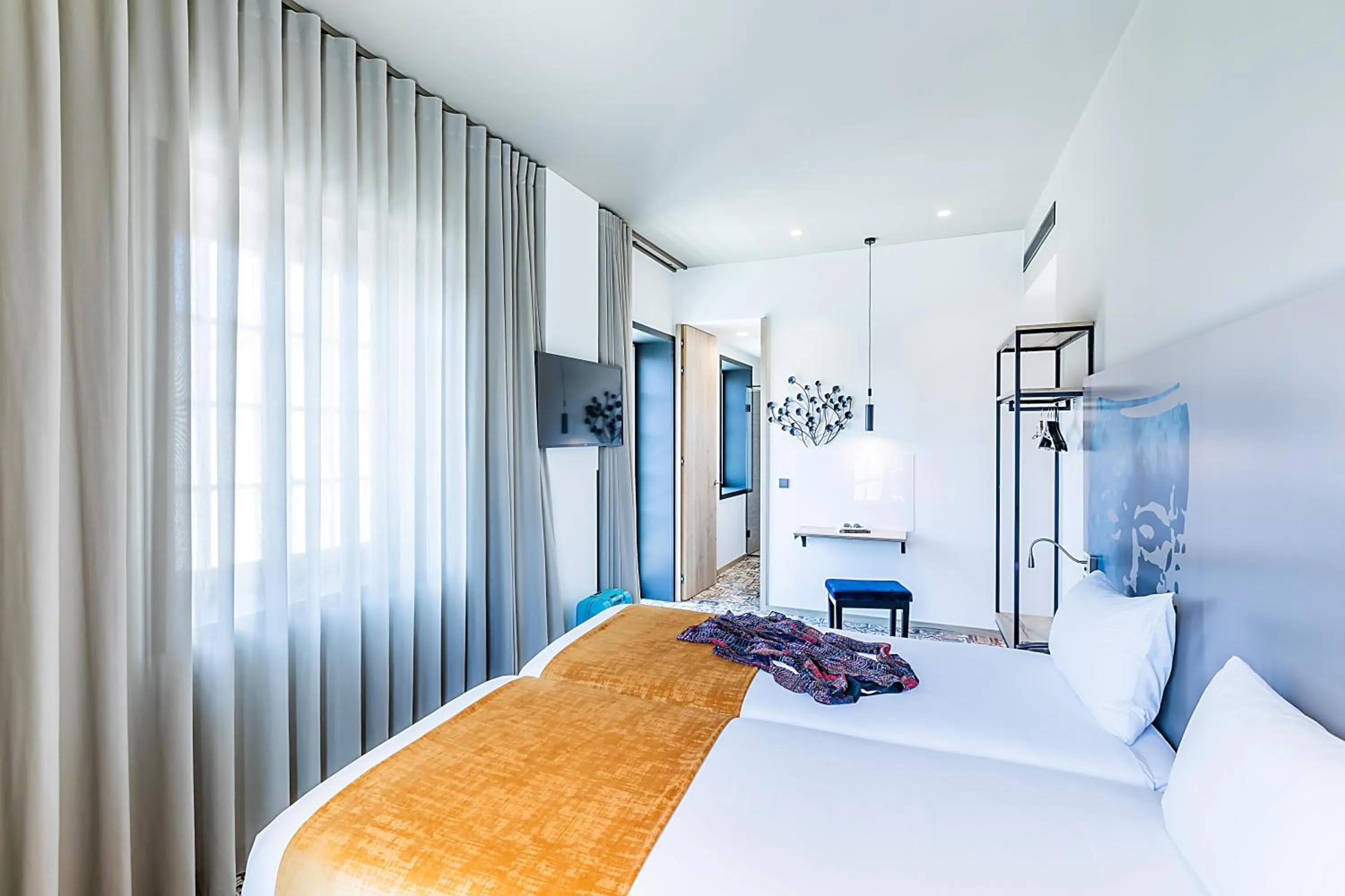 Bed in ibis Styles Chaves