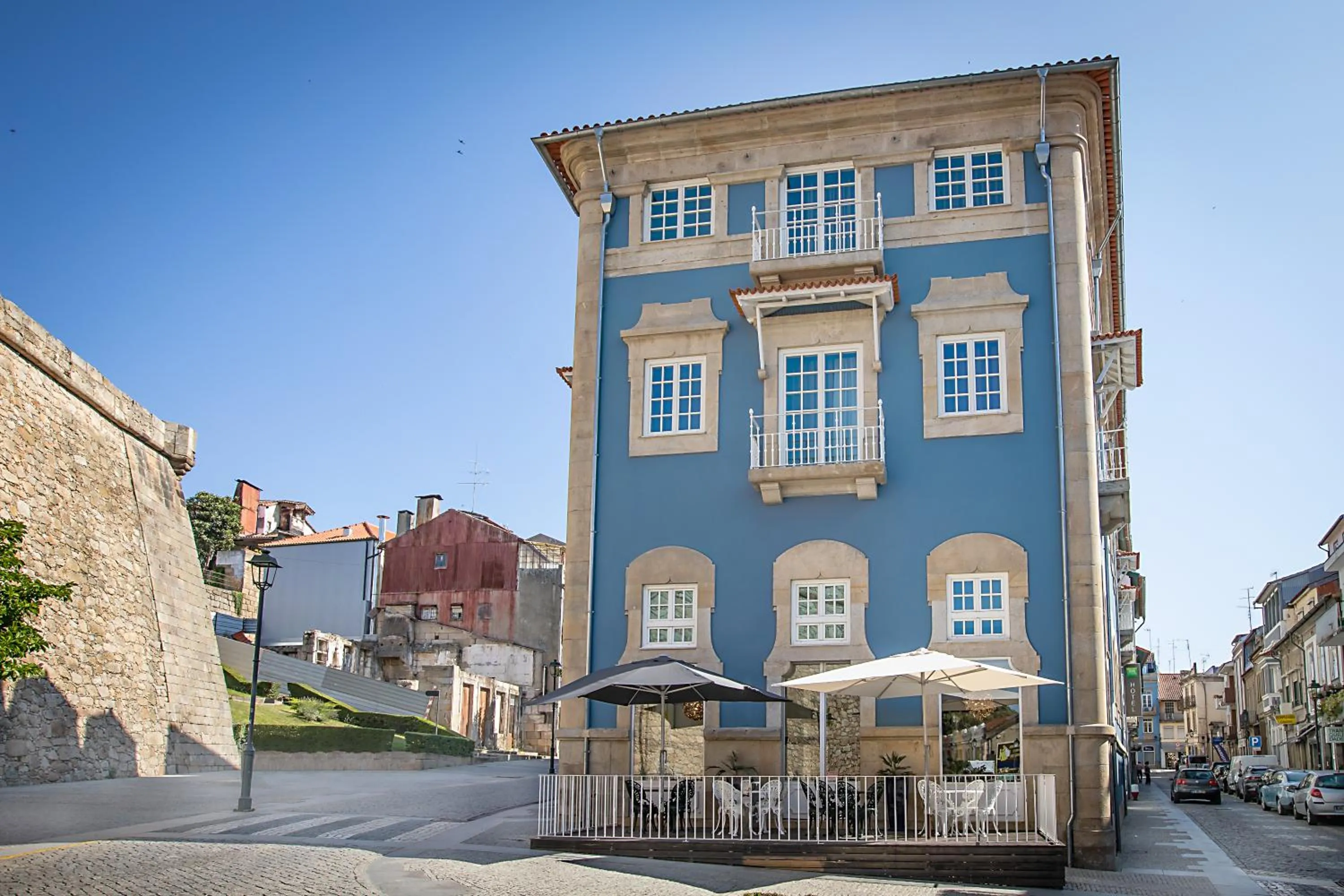 Property building in ibis Styles Chaves