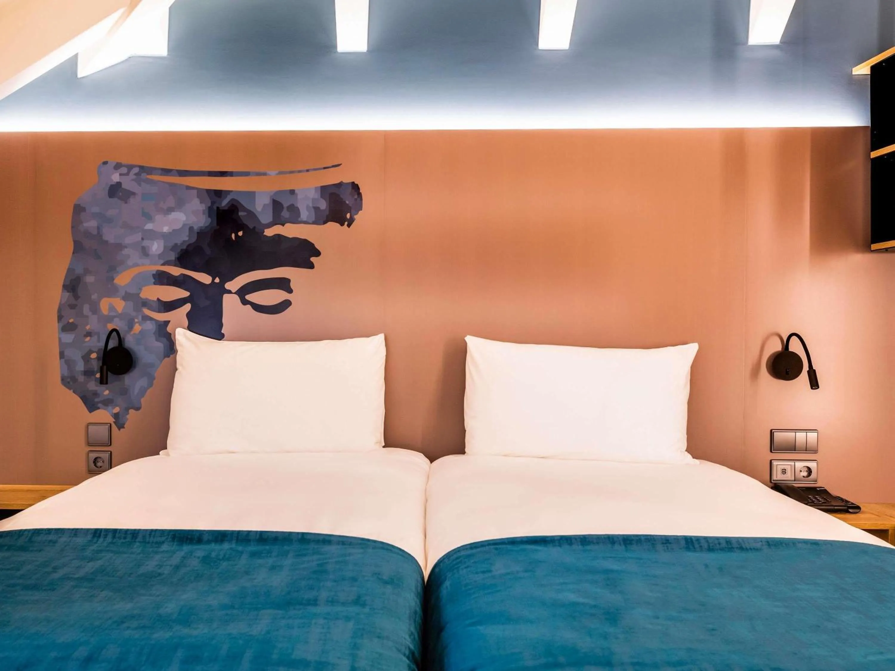 Bedroom, Bed in ibis Styles Chaves