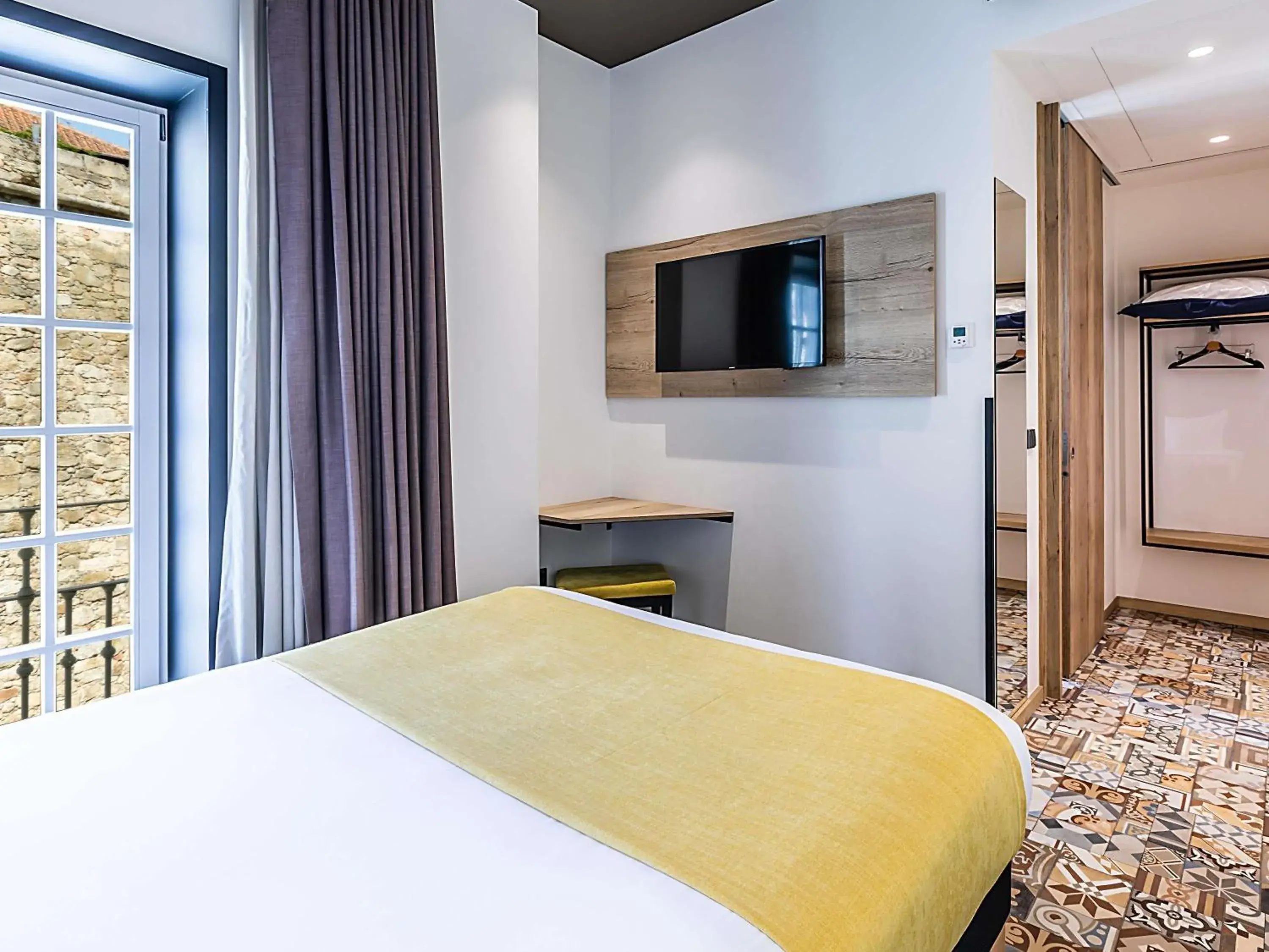 Bedroom, Bed in ibis Styles Chaves Bedroom, Bed in ibis Styles Chaves