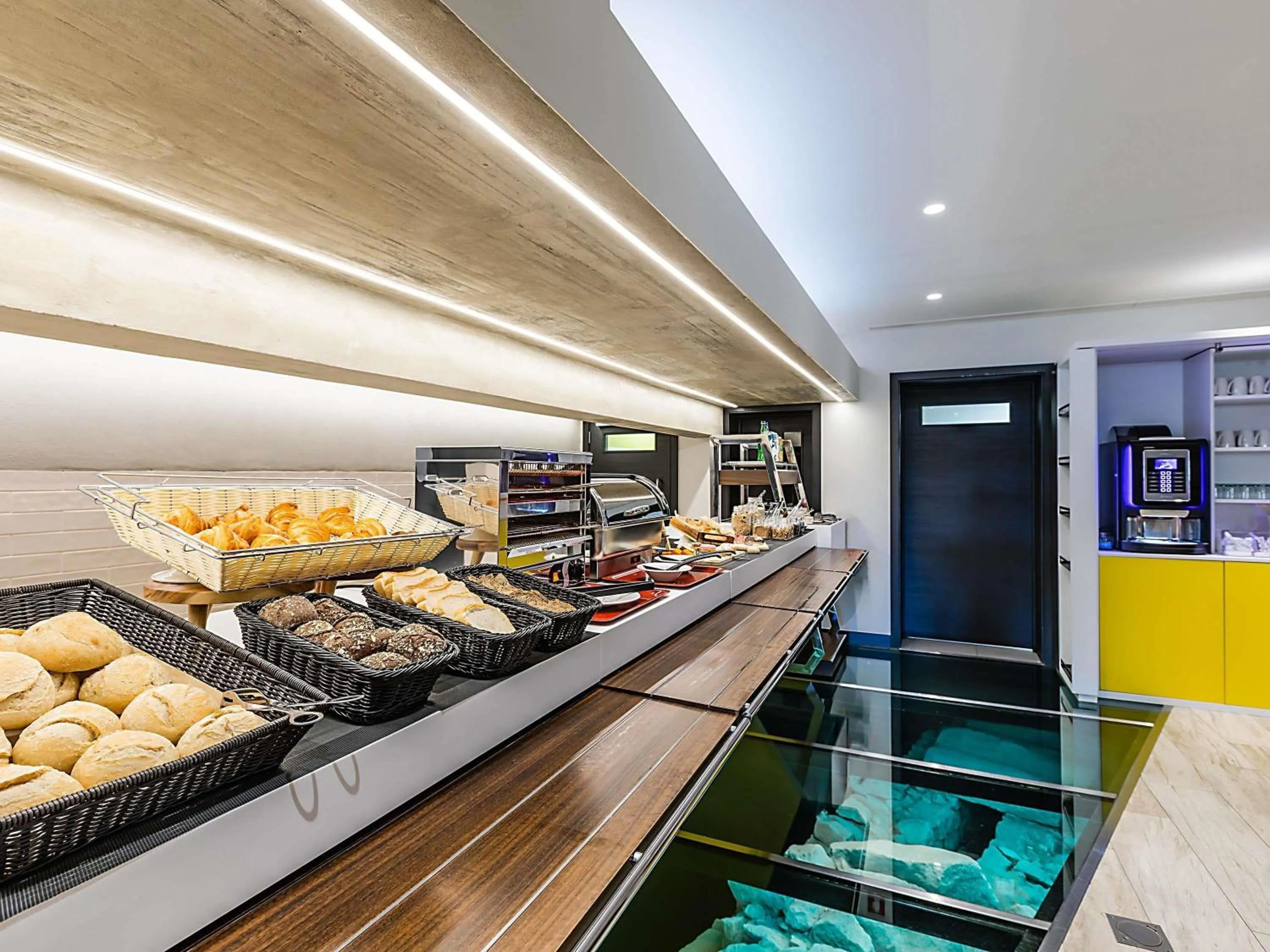 Breakfast in ibis Styles Chaves