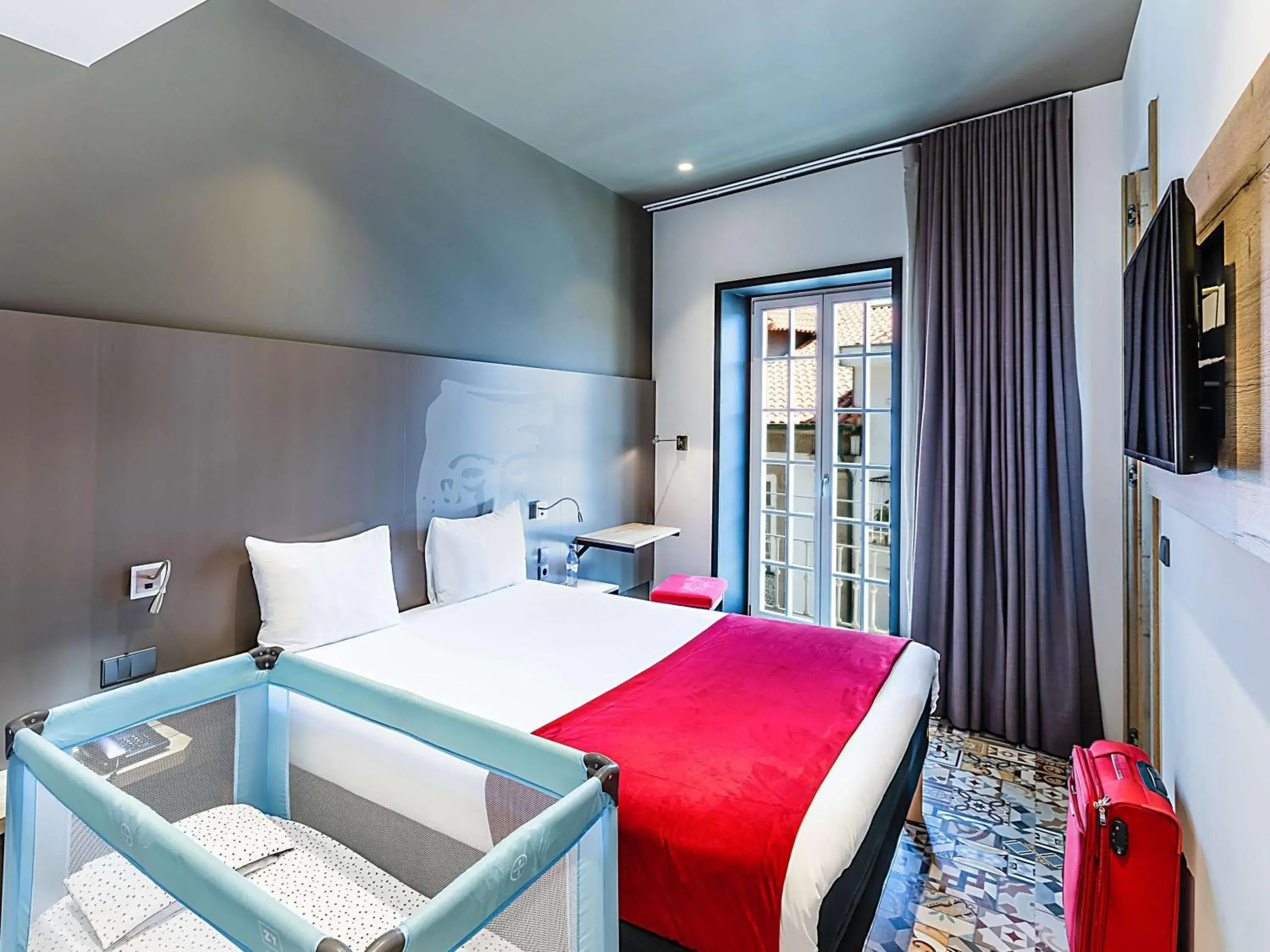 Property building, Bed in ibis Styles Chaves Property building, Bed in ibis Styles Chaves