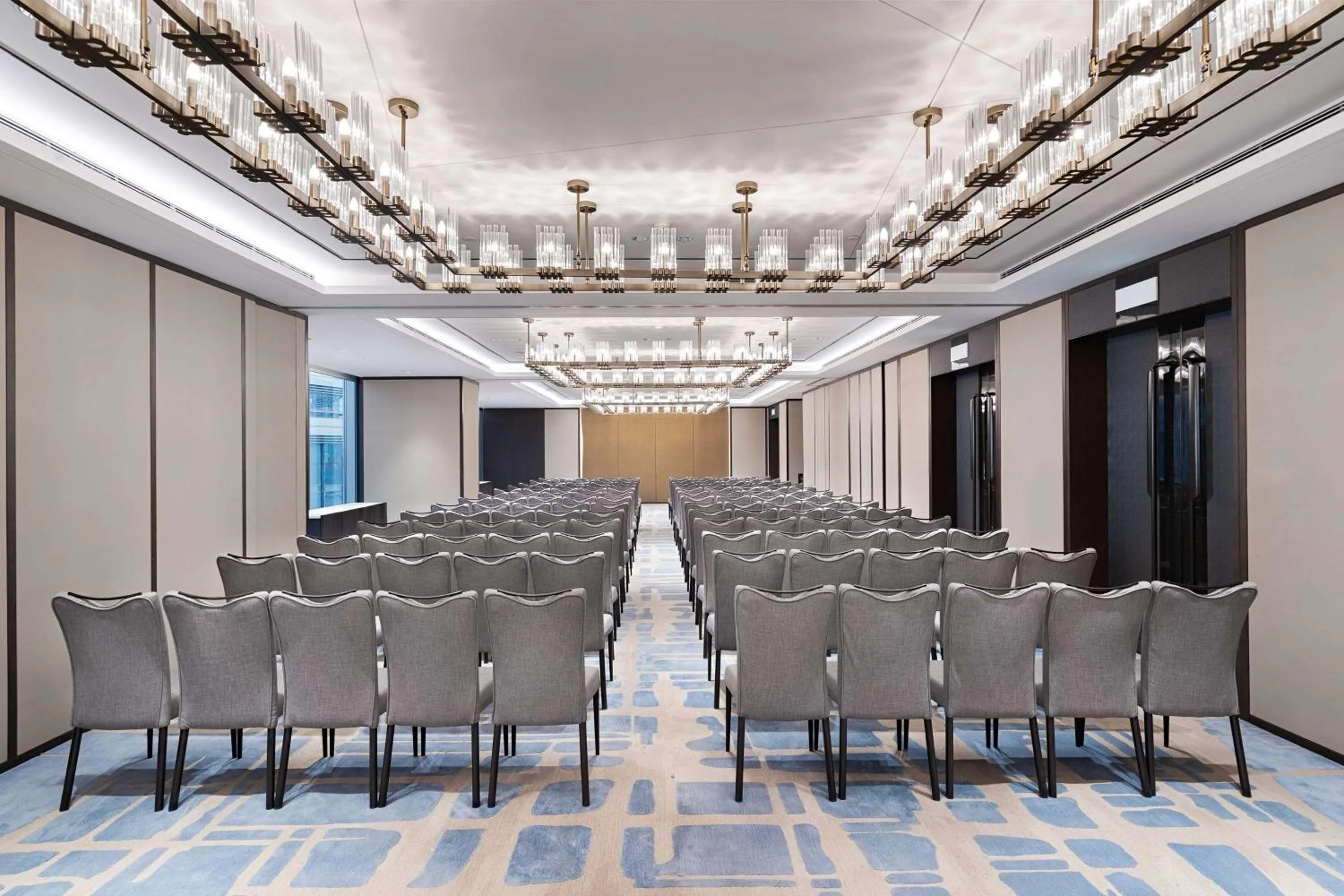 On site in Radisson Blu Hangzhou Xintiandi