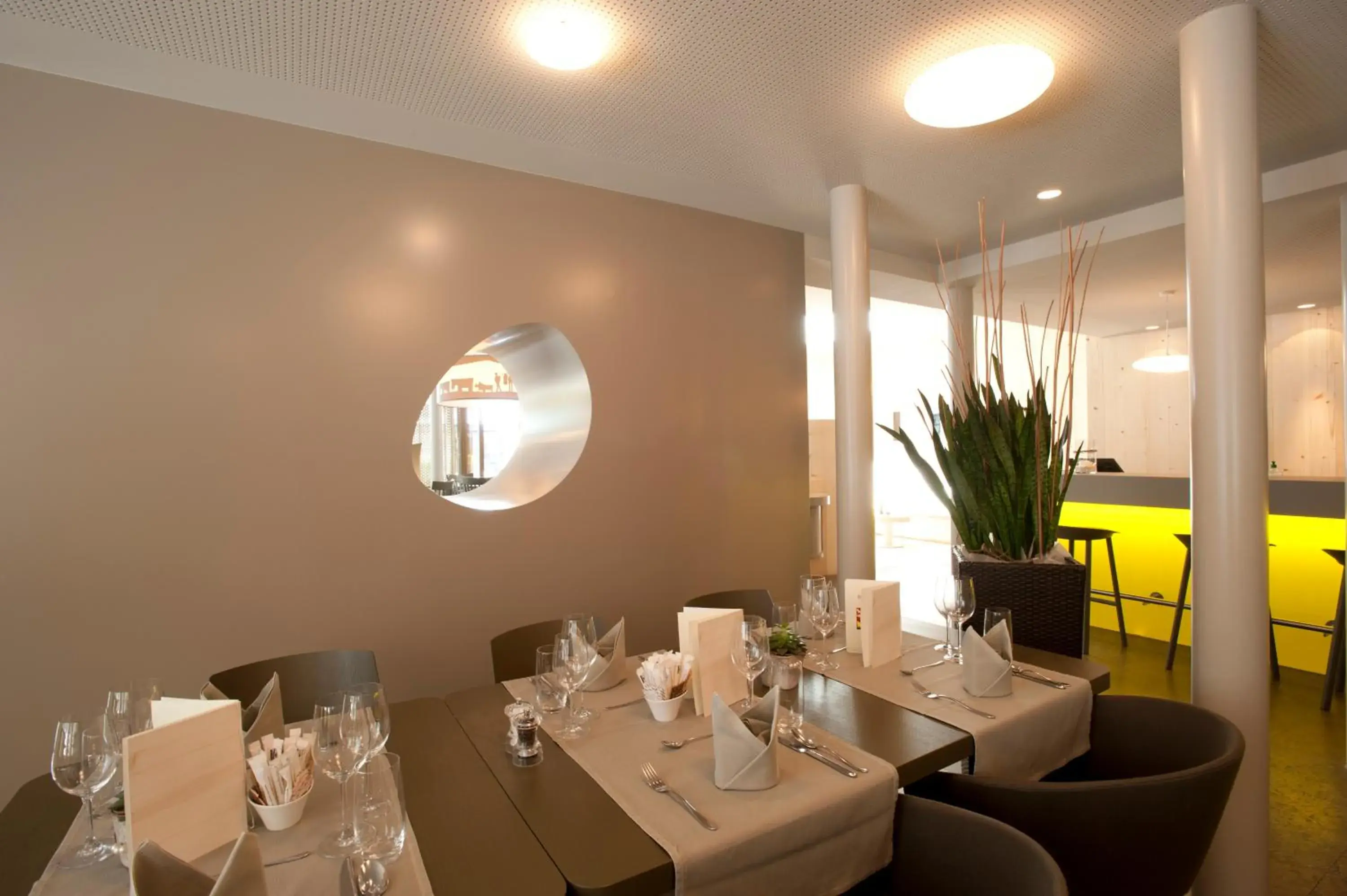 Restaurant/places to eat in Herisau Swiss Quality Hotel Restaurant/places to eat in Herisau Swiss Quality Hotel