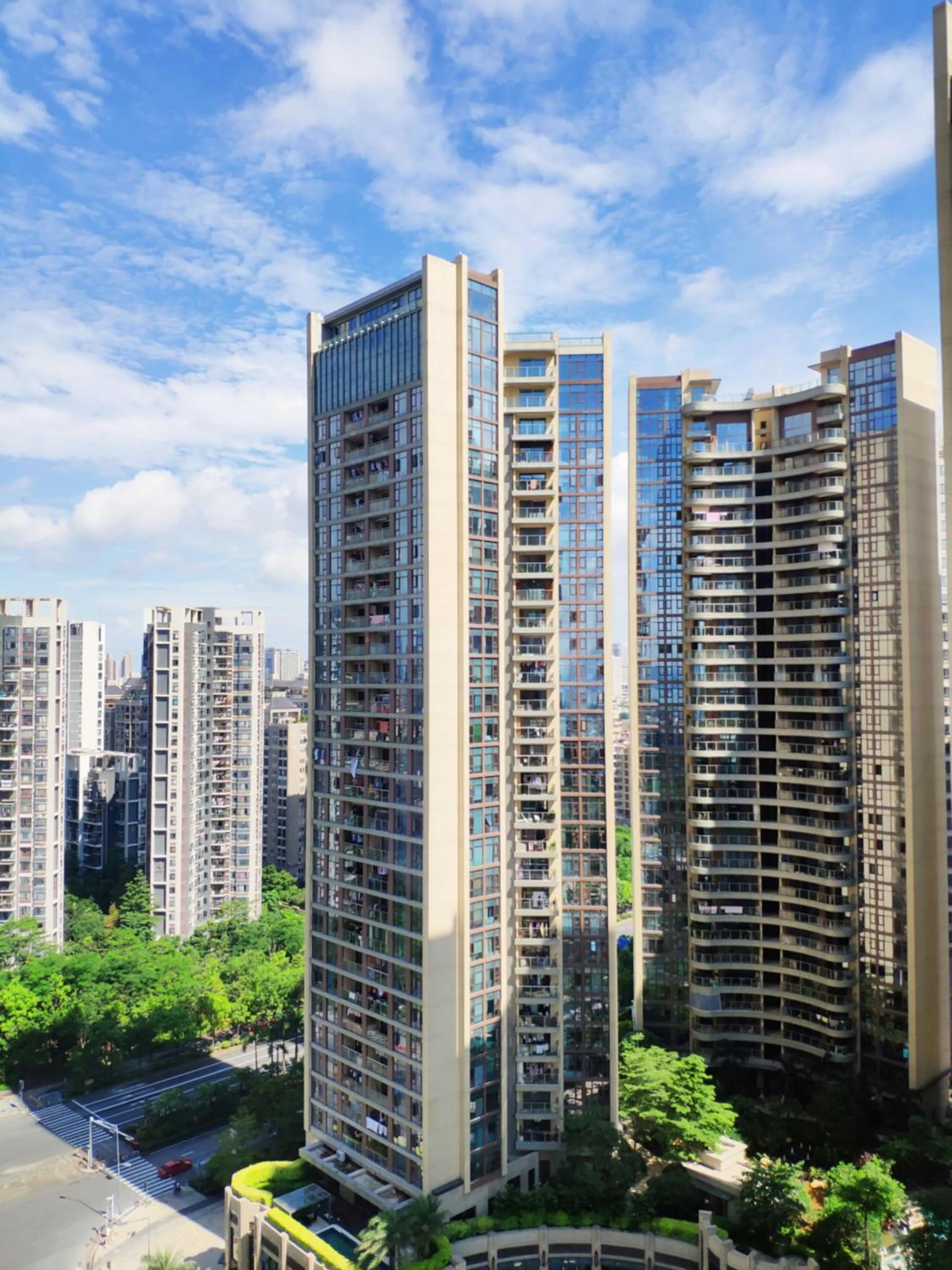 Property building in Hotel Kapok Shenzhen HouHai (Close to Shenzhen Bay)