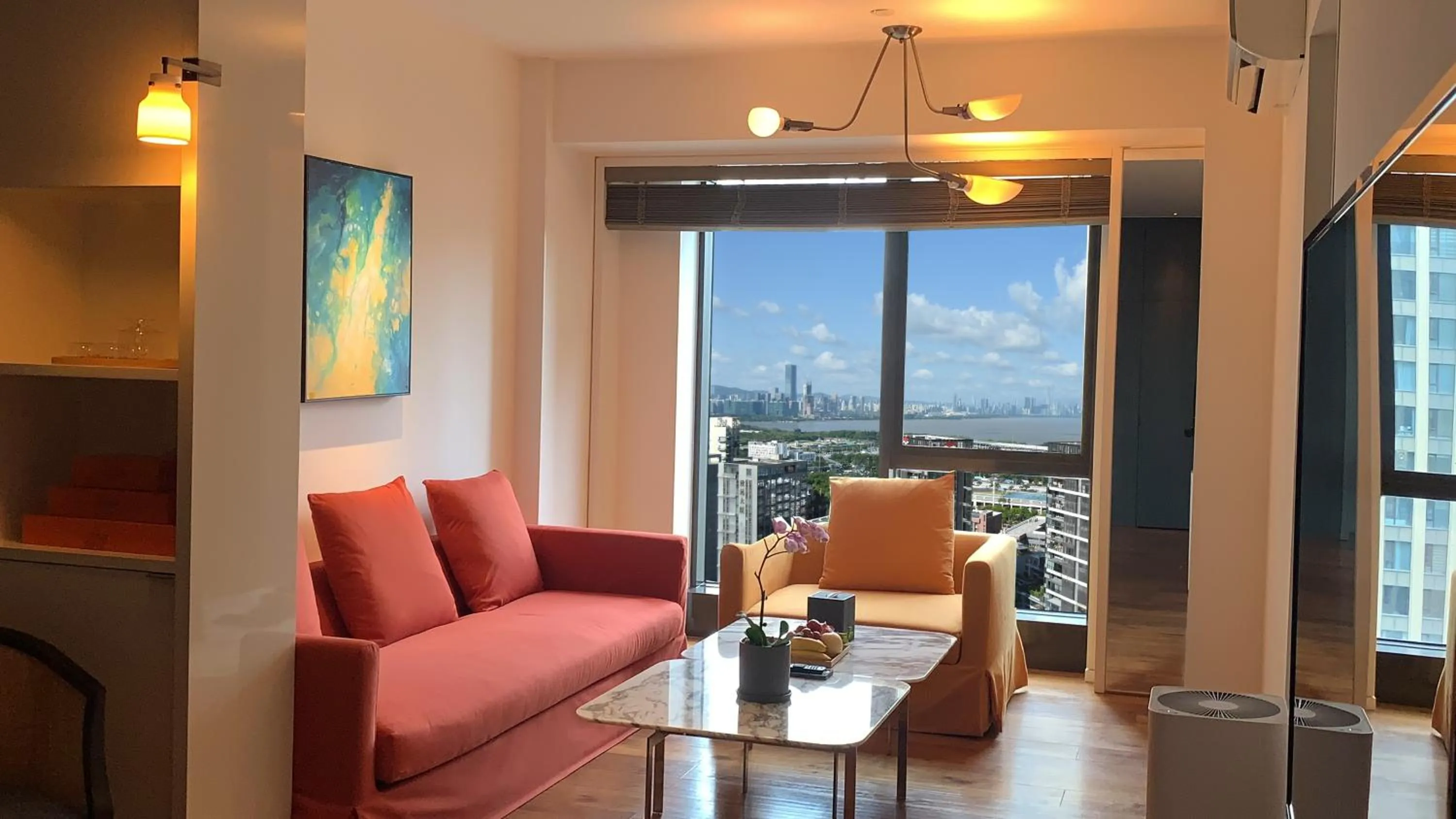Living room in Hotel Kapok Shenzhen HouHai (Close to Shenzhen Bay)