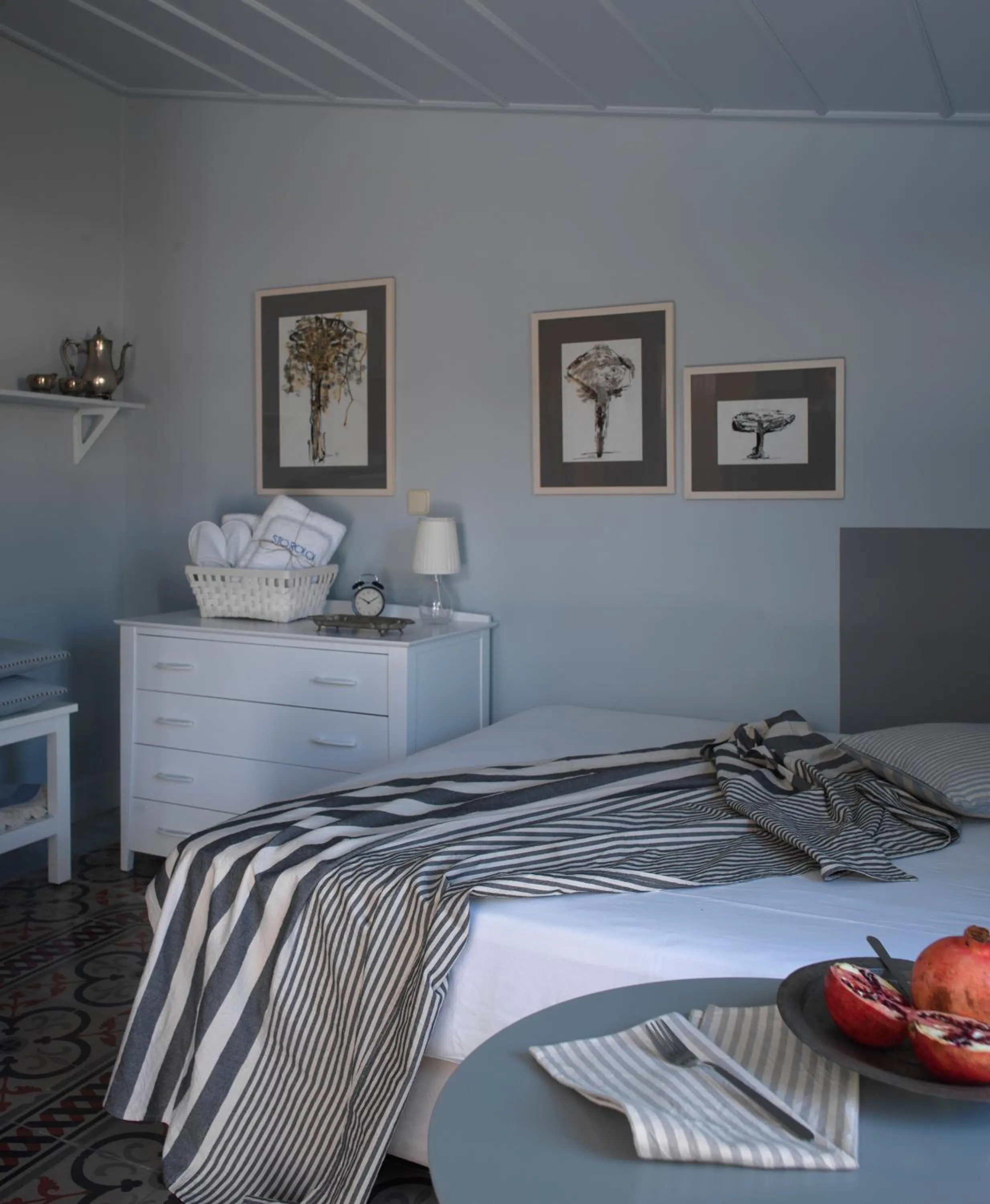 Decorative detail, Bed in Sto Roloi Island Houses